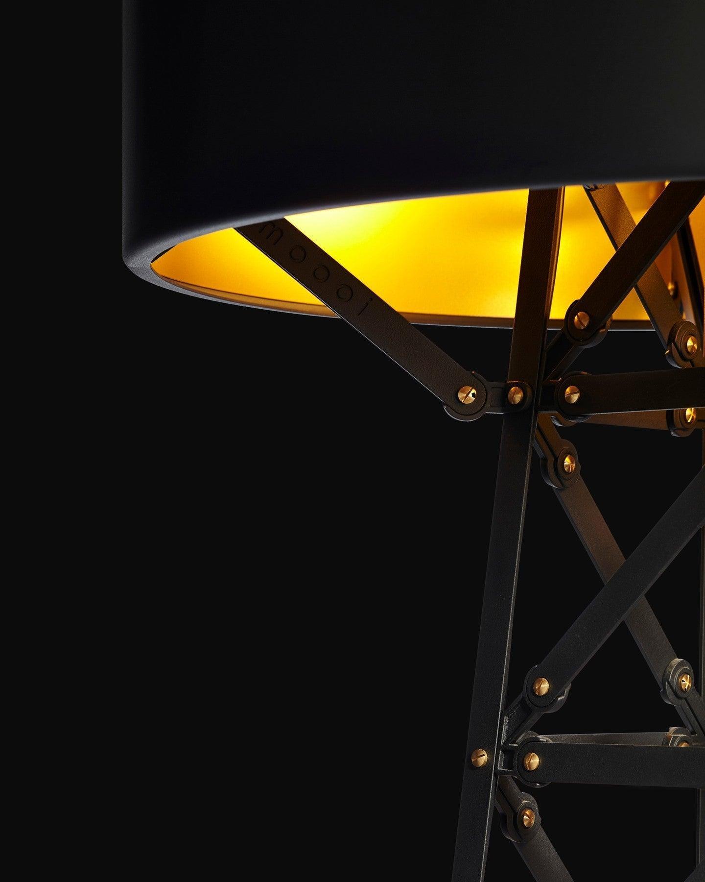 Lampa podłogowa CONSTRUCTION czarny Moooi Eye on Design