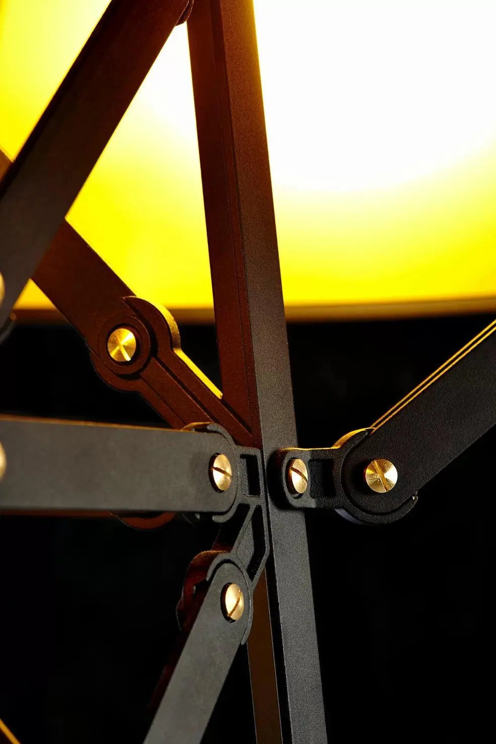 Lampa podłogowa CONSTRUCTION czarny, marka Moooi