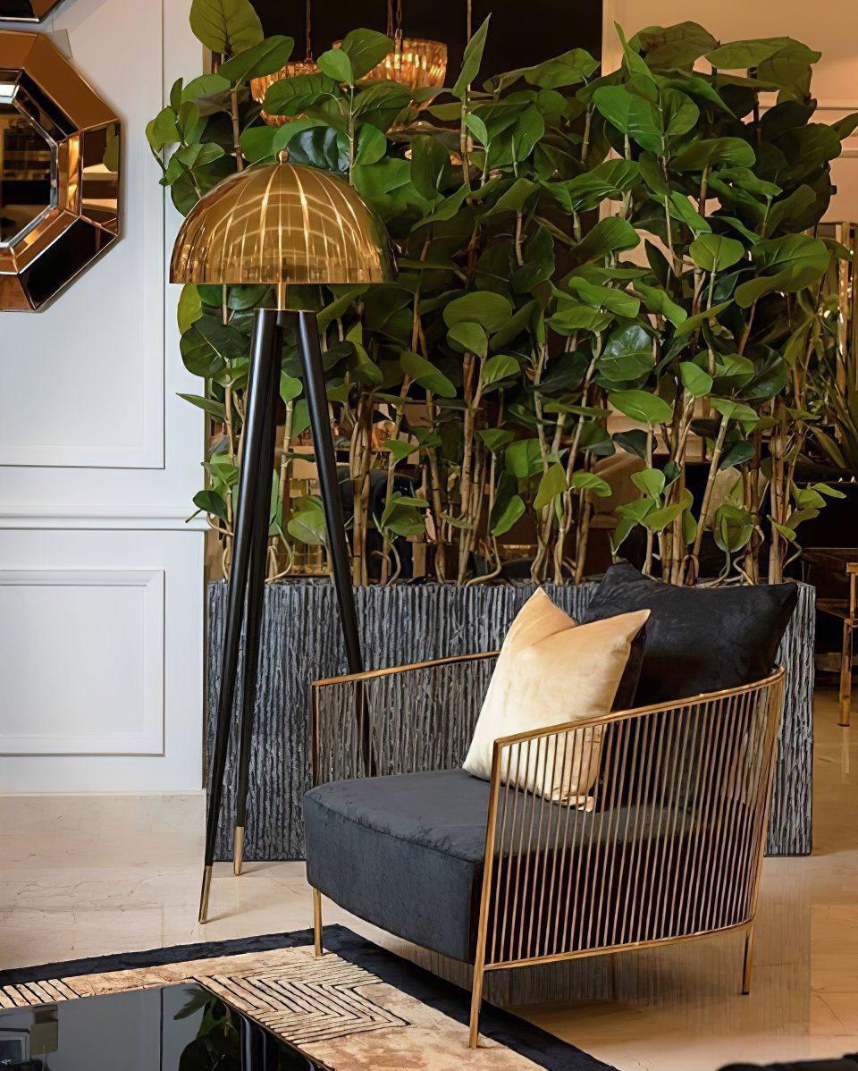 Lampa podłogowa COYOTE złoty Eichholtz Eye on Design