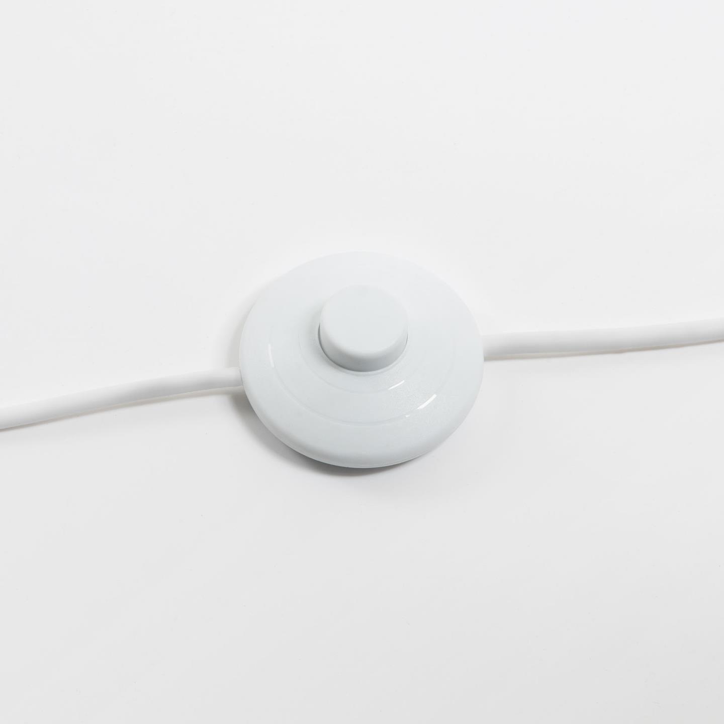 Lampa podłogowa JUHE biały z drewnianym kloszem La Forma Eye on Design