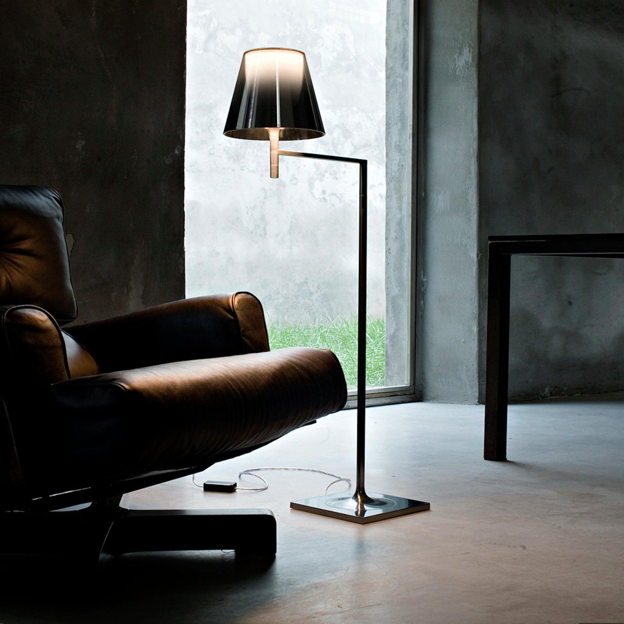 Lampa stojąca KTRIBE czarny – Flos