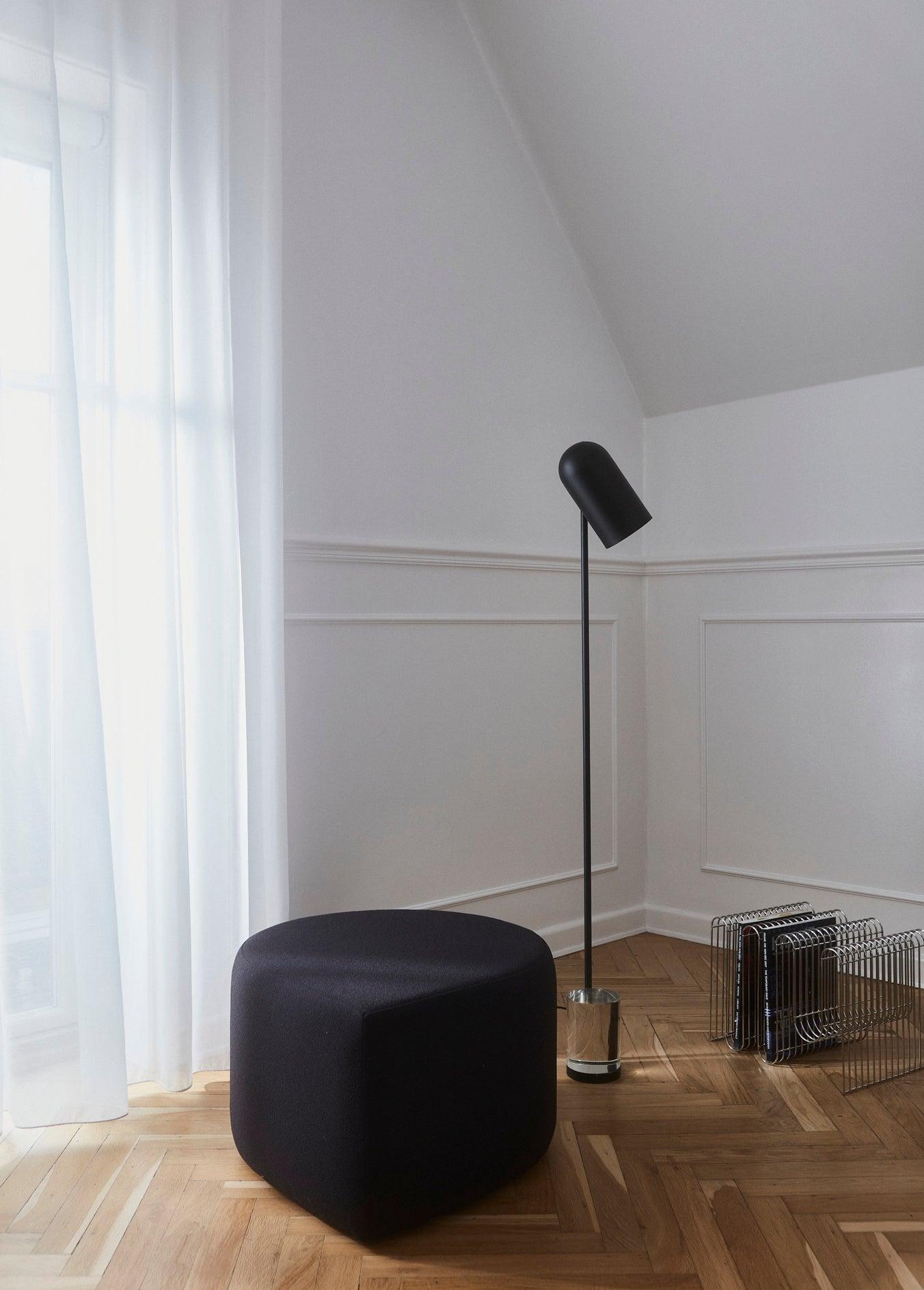 Lampa podłogowa LUCEO czarny AYTM Eye on Design