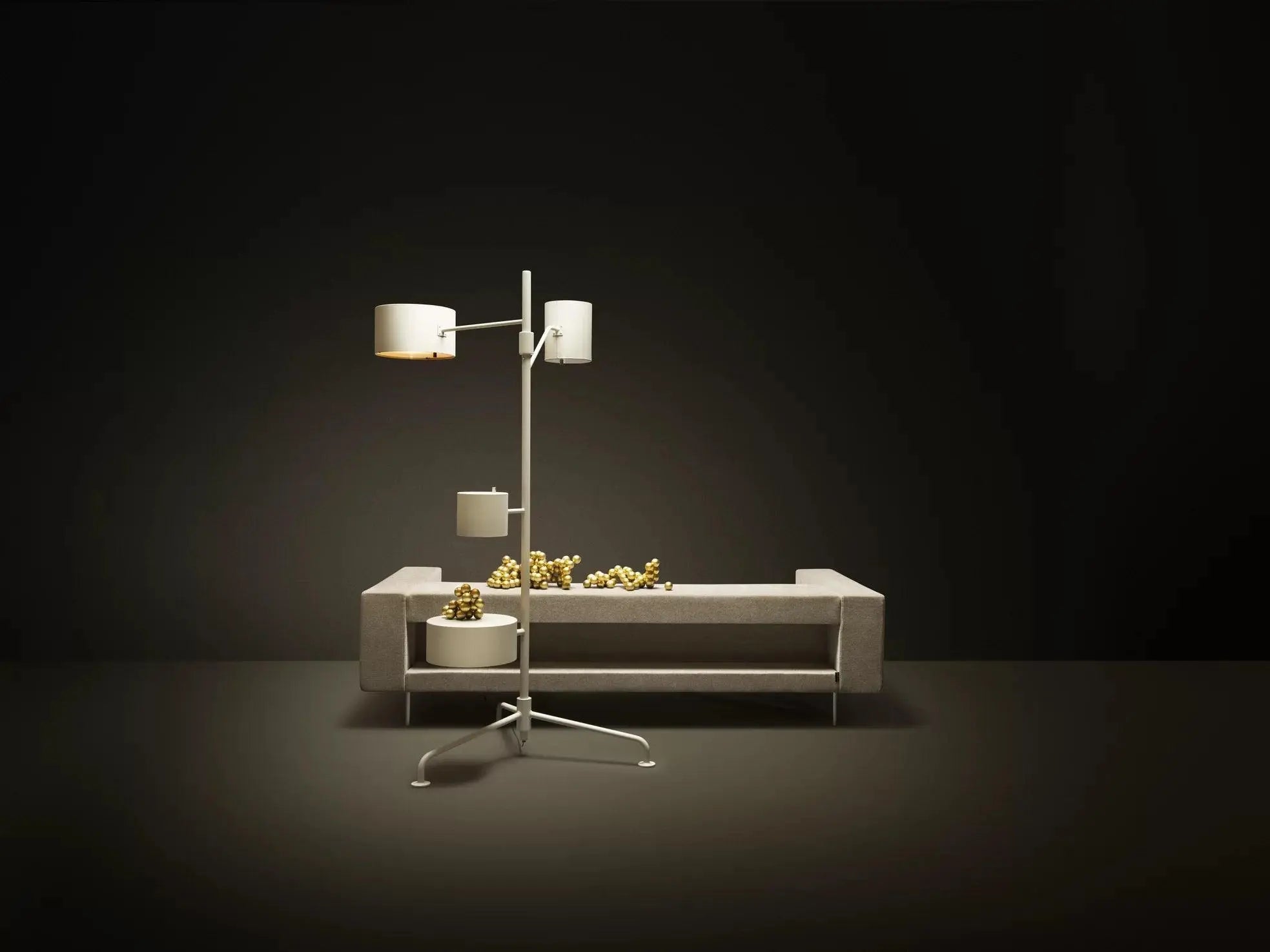 Lampa stojąca STATISTOCRAT biały – Moooi