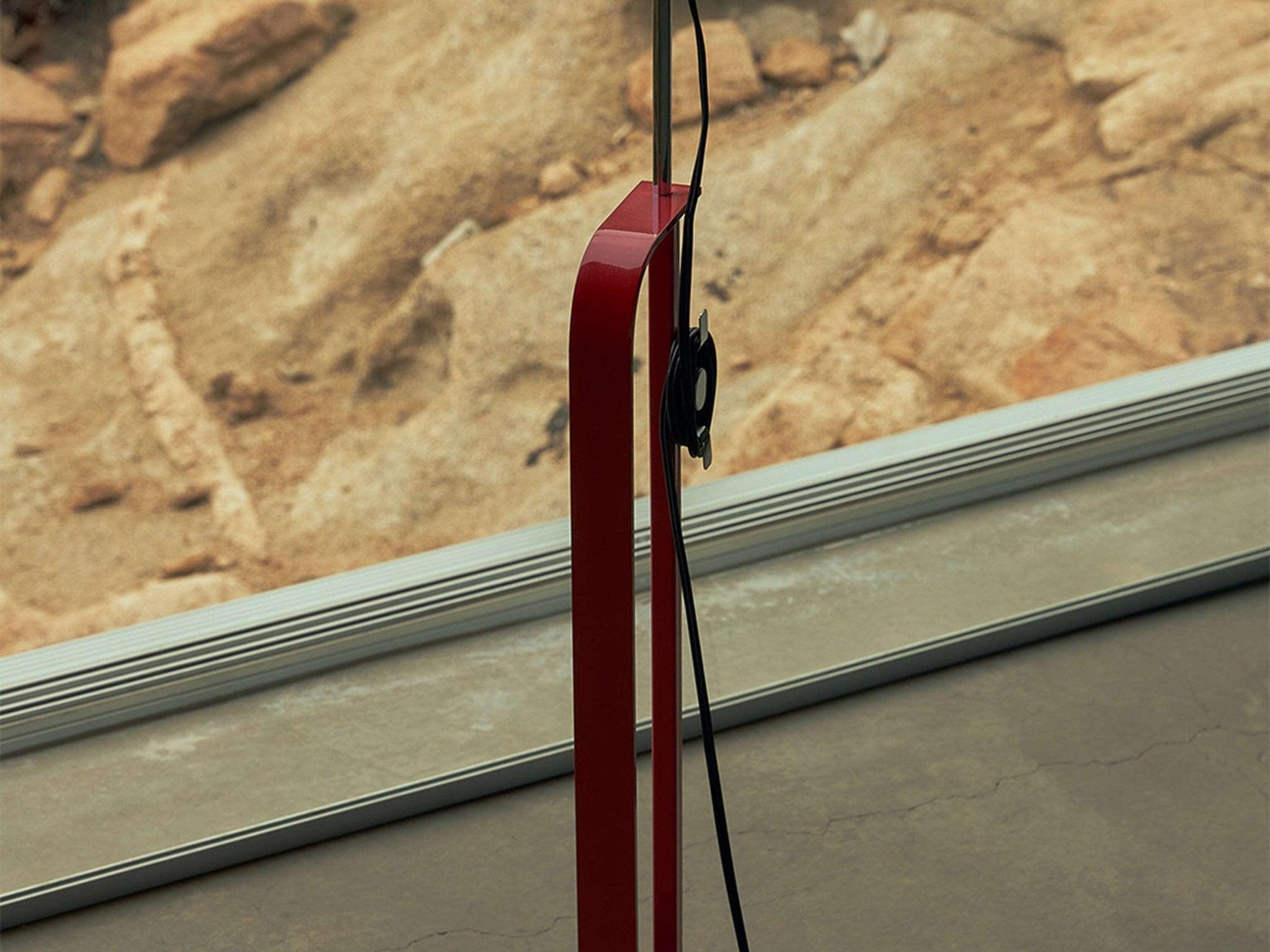 Lampa podłogowa TOIO czerwony Flos Eye on Design