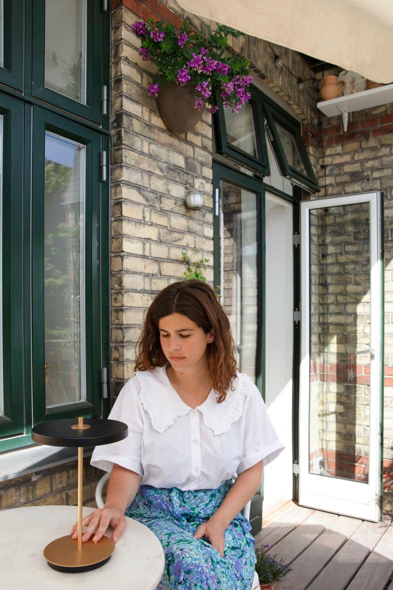 Lampa przenośna ASTERIA MOVE czarny UMAGE Eye on Design