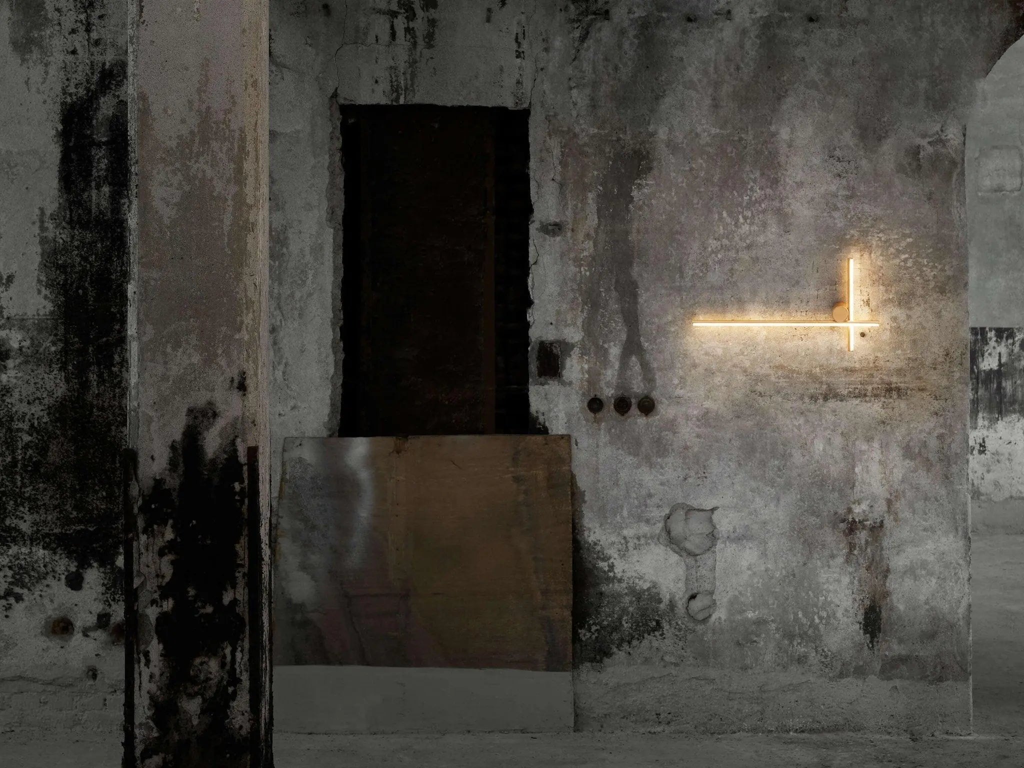 Lampa ścienna COORDINATES 2 szampański – styl minimalistyczny