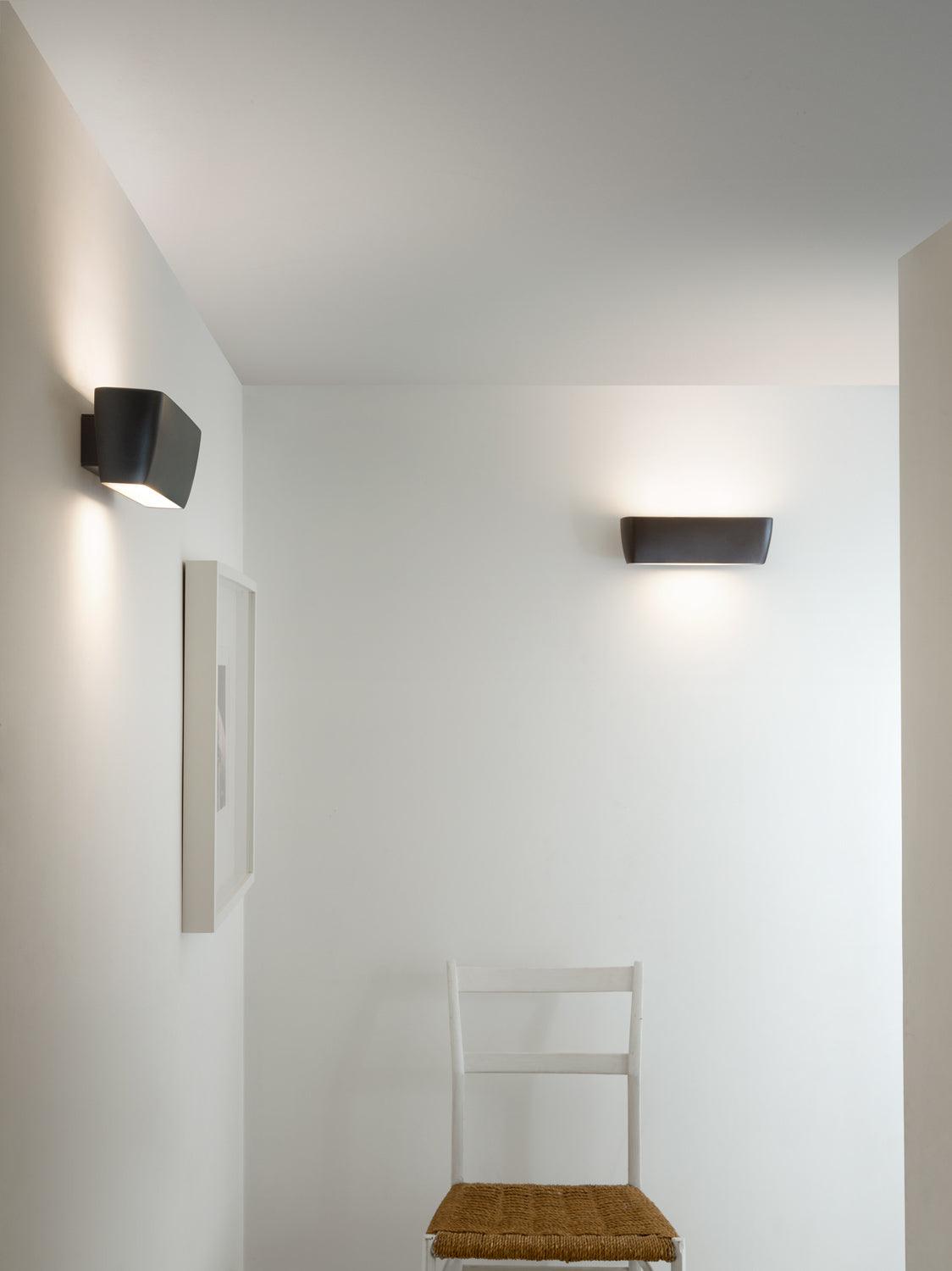 Lampa ścienna FLACA mokka – styl nowoczesny