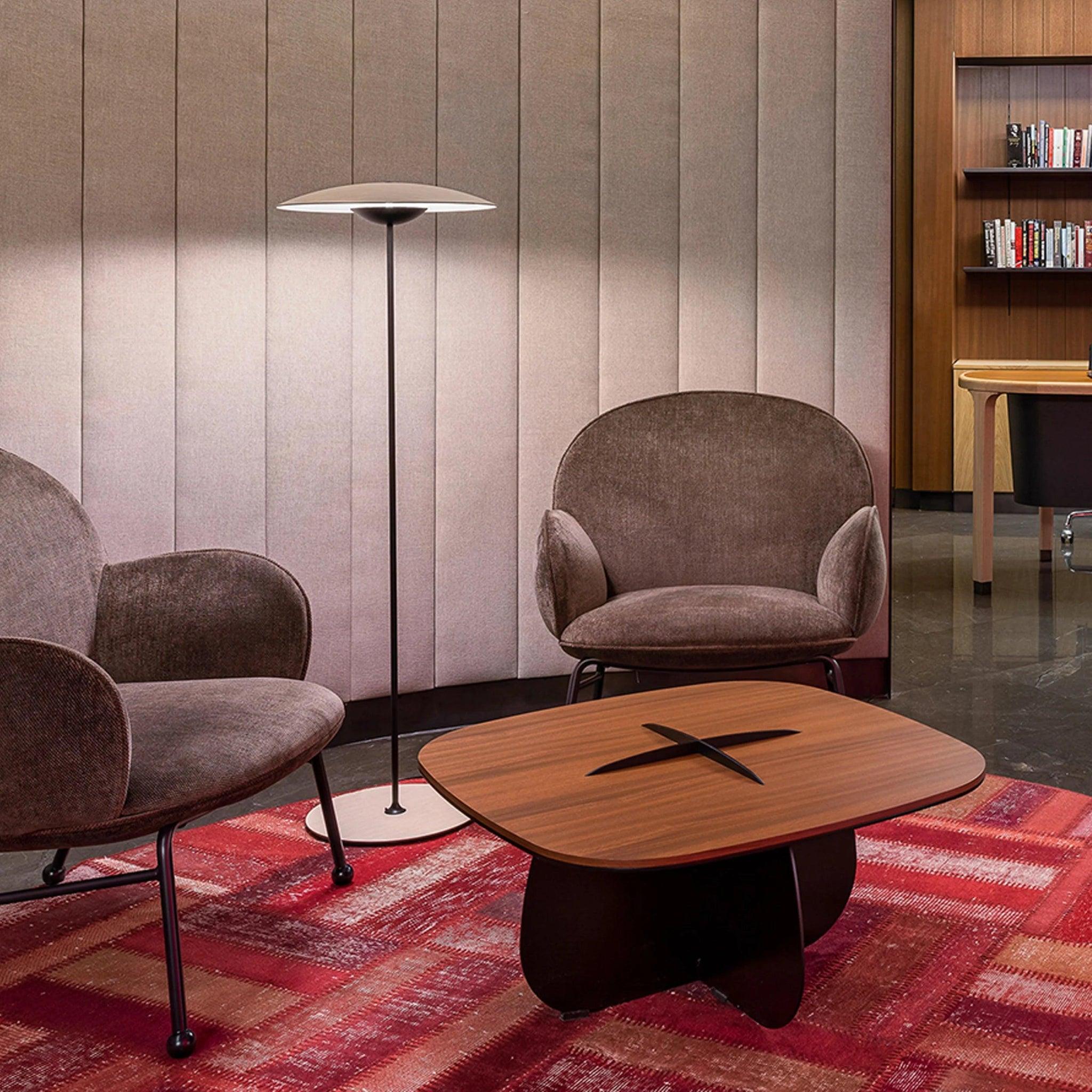 Lampa stojąca GINGER jasnobrązowy Marset Eye on Design