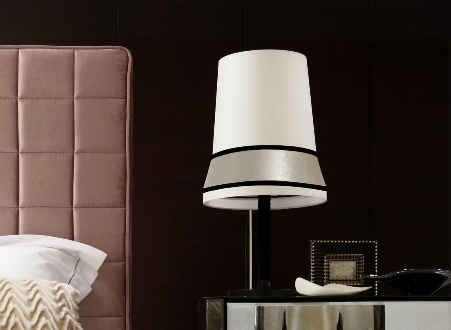 Lampa stołowa AUDREY biały z czarnym wykończeniem Contardi Eye on Design