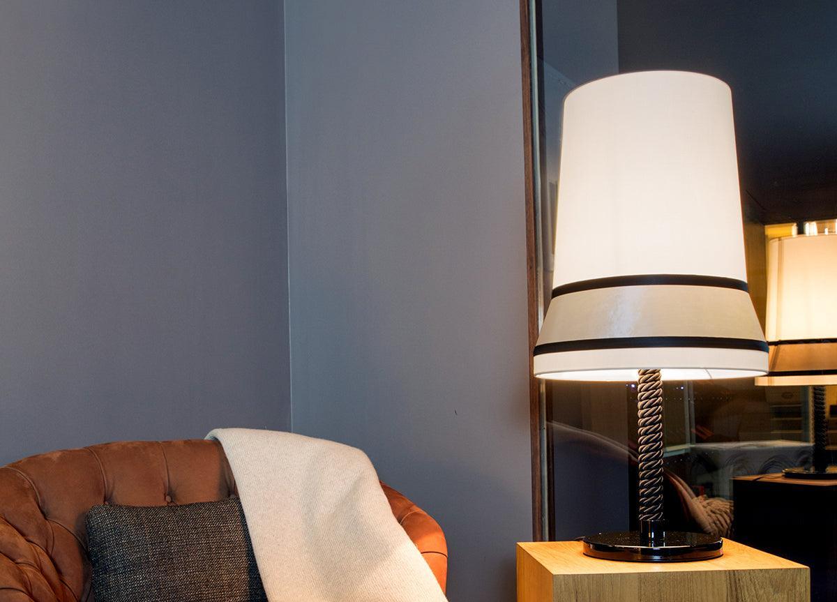 Lampa stołowa AUDREY biały z czarnym wykończeniem Contardi Eye on Design