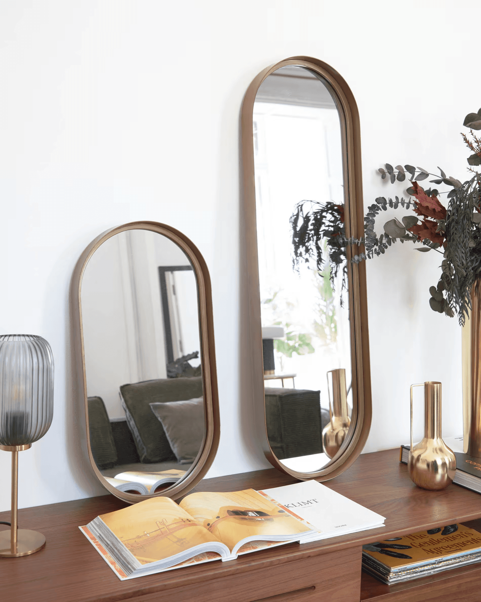 Lampa stołowa HESTIA mosiądz z szarym szkłem La Forma Eye on Design