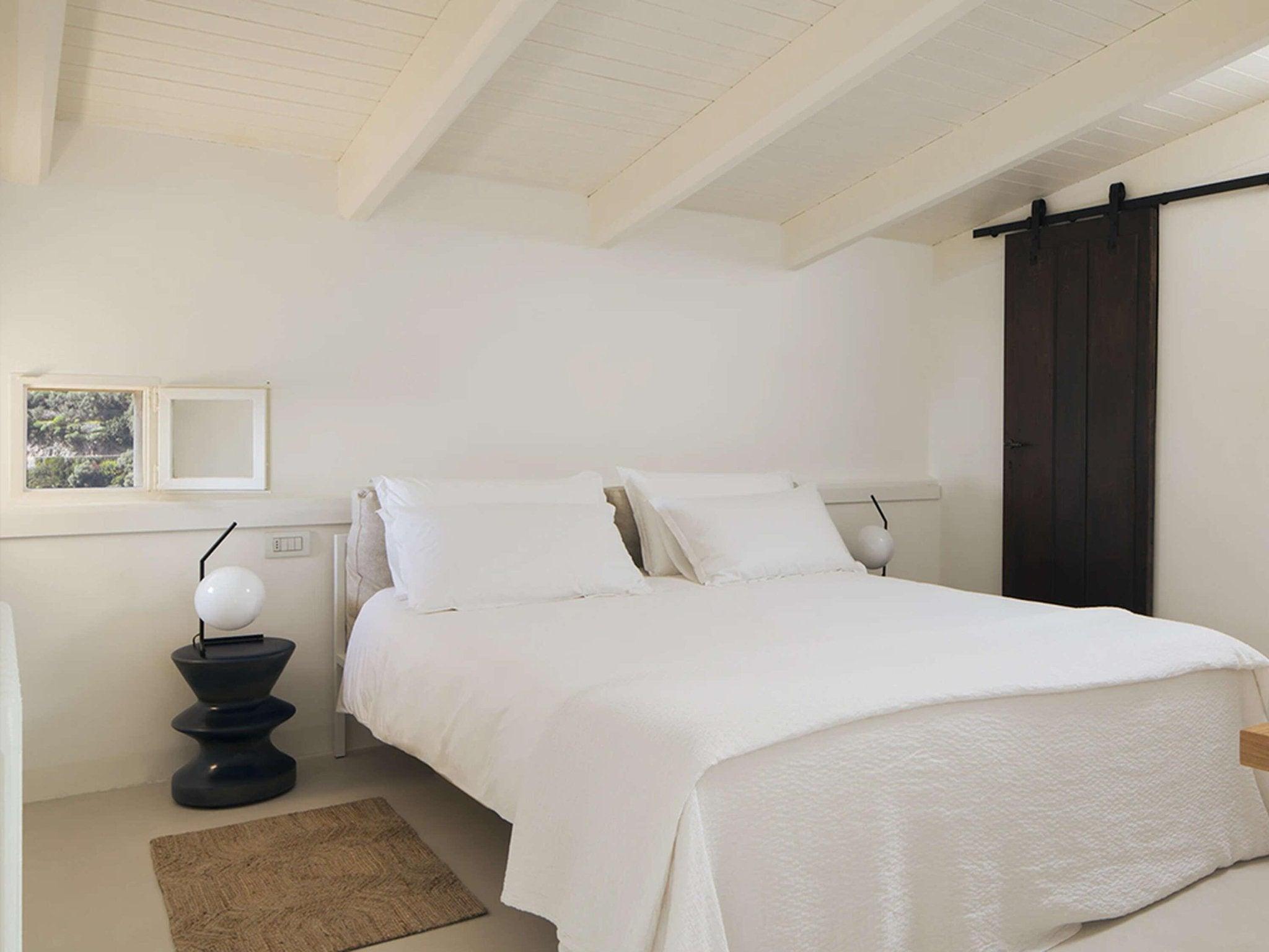 Lampa stołowa IC LIGHTS LOW czarny Flos Eye on Design