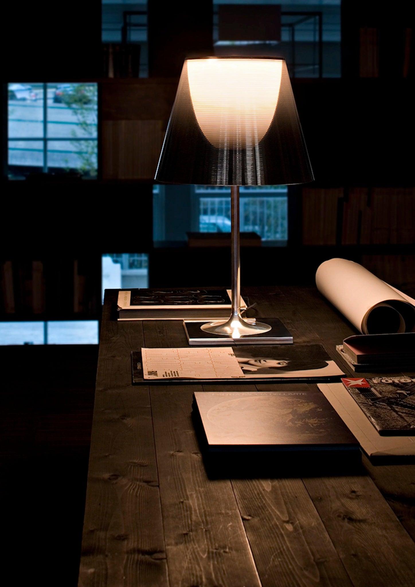 Lampa stołowa KTRIBE czarny Flos Eye on Design