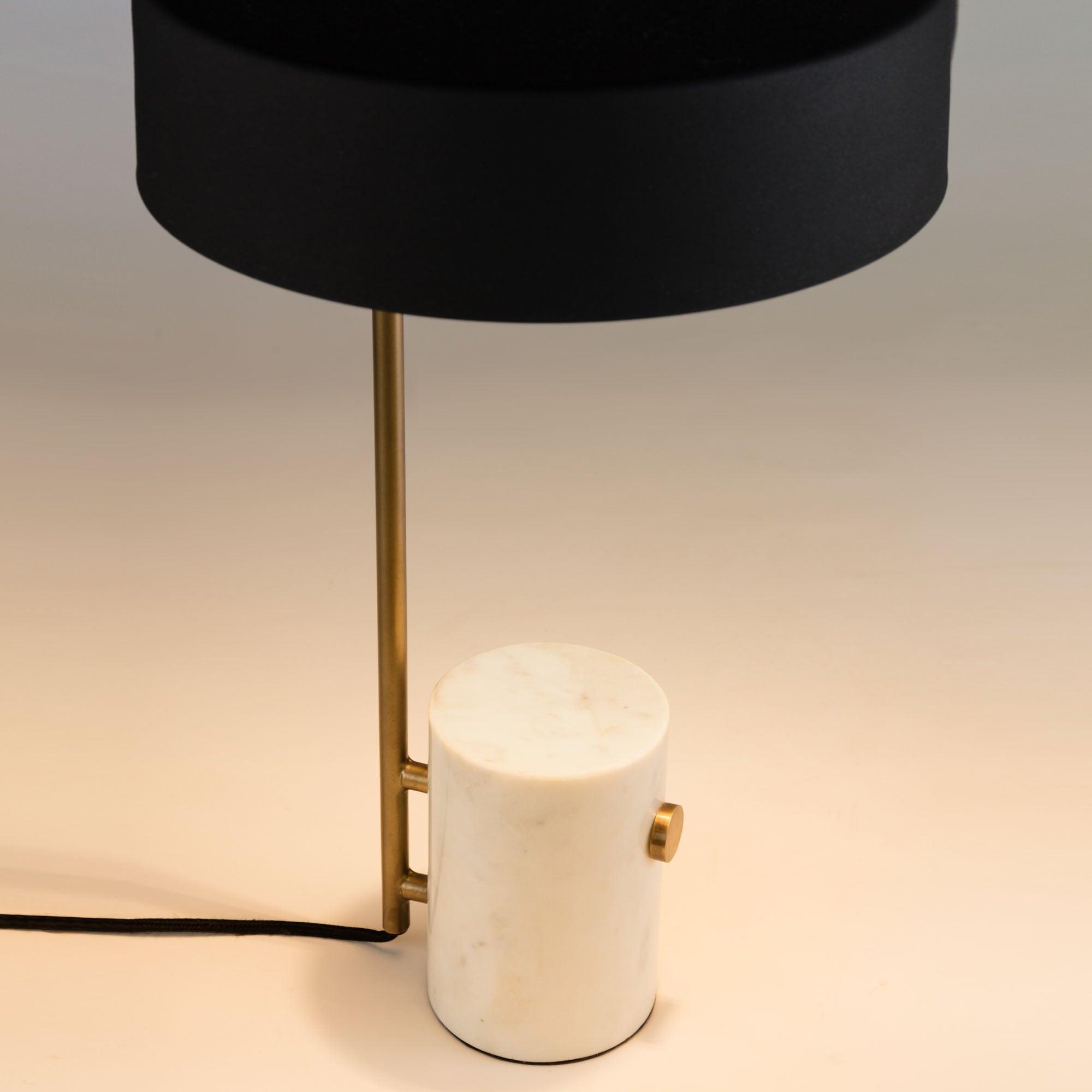 Lampa stołowa PHANT marmur La Forma Eye on Design