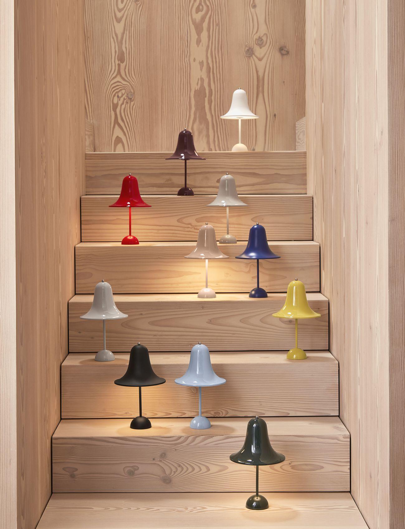 Lampa stołowa przenośna PANTOP czarny mat Verpan Eye on Design