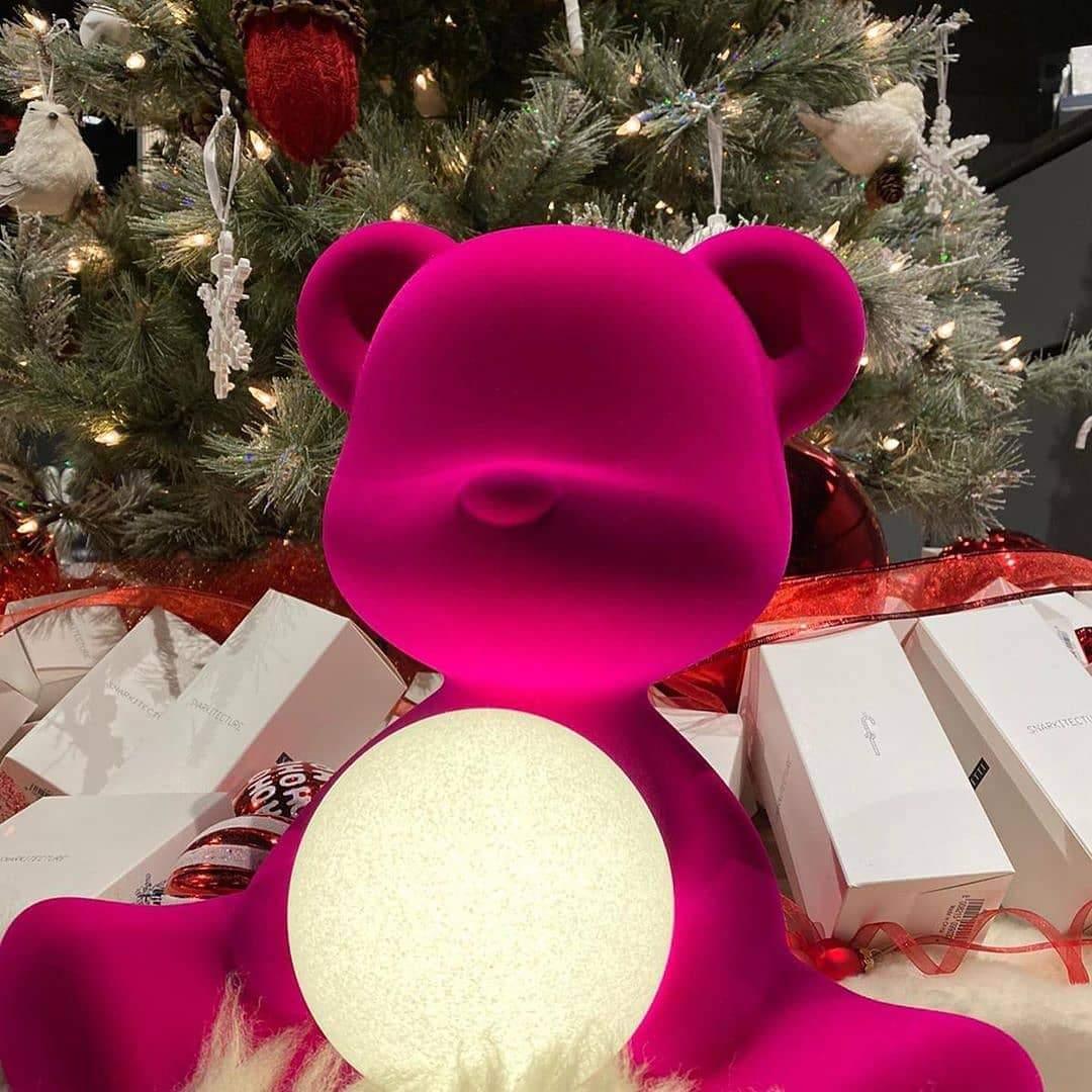 Lampa TEDDY GIRL VELVET fuksja Qeeboo Eye on Design