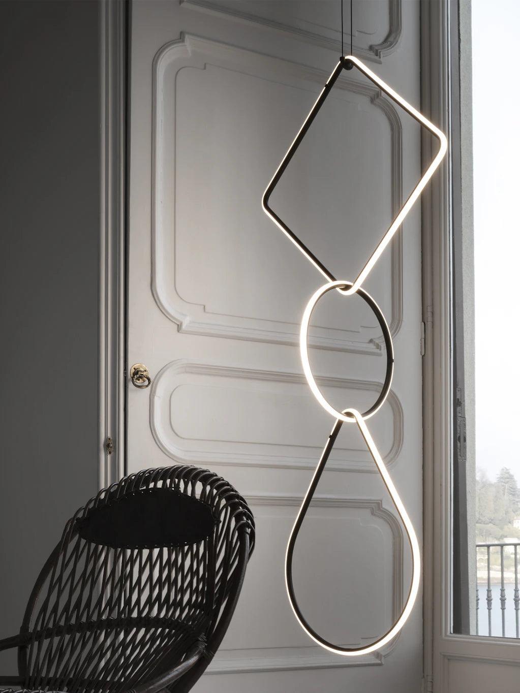 Lampa wisząca ARRANGEMENTS kropla – styl minimalistyczny