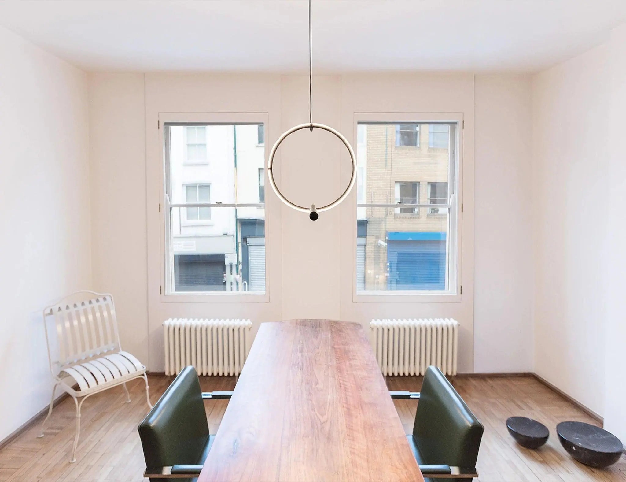 Lampa wisząca ARRANGEMENTS okrąg – styl minimalistyczny