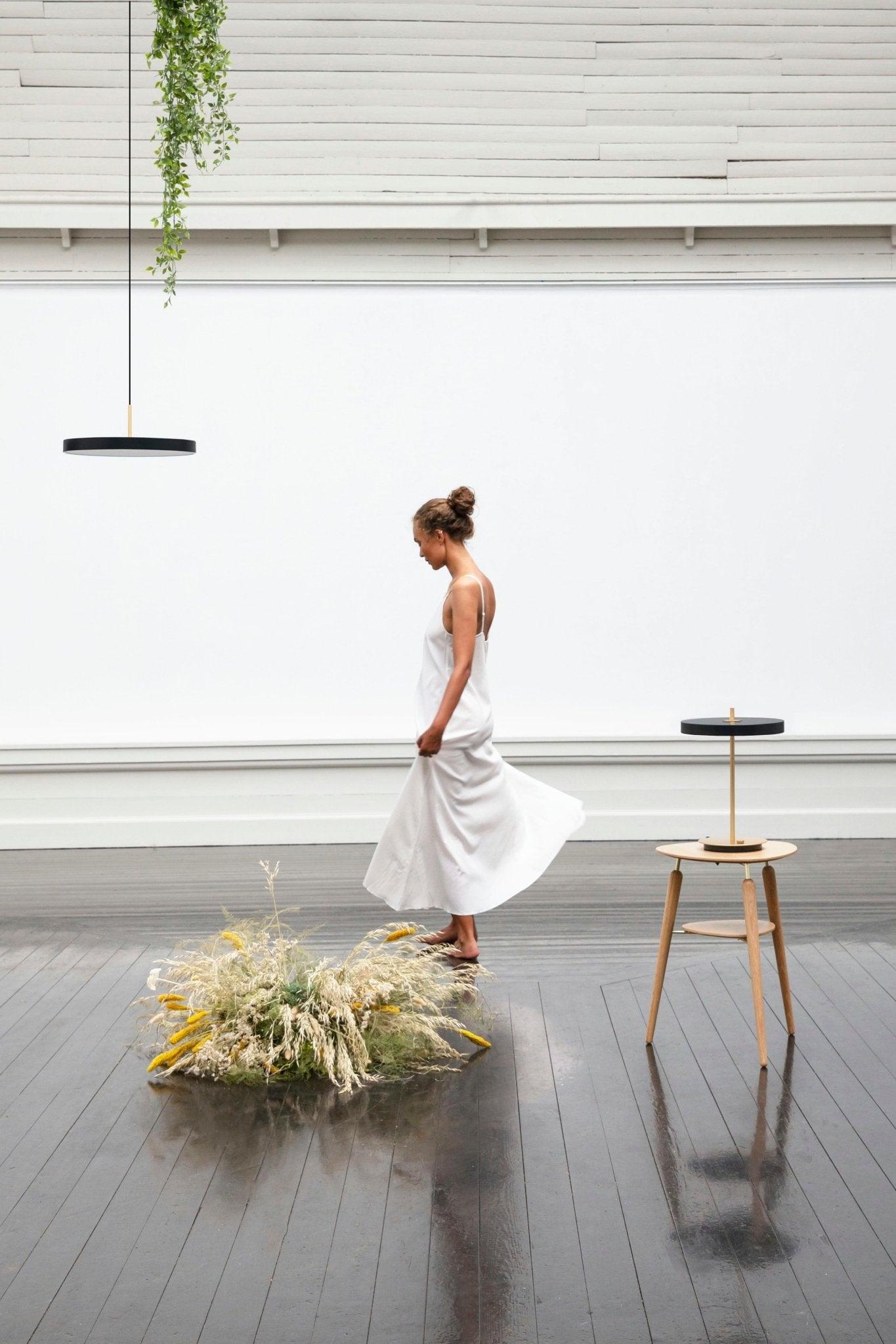 Lampa wisząca ASTERIA czarny UMAGE Eye on Design