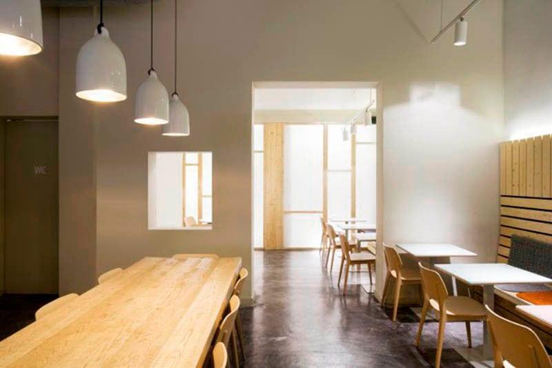 Lampa wisząca BUFFER biała porcelana Pols Potten Eye on Design