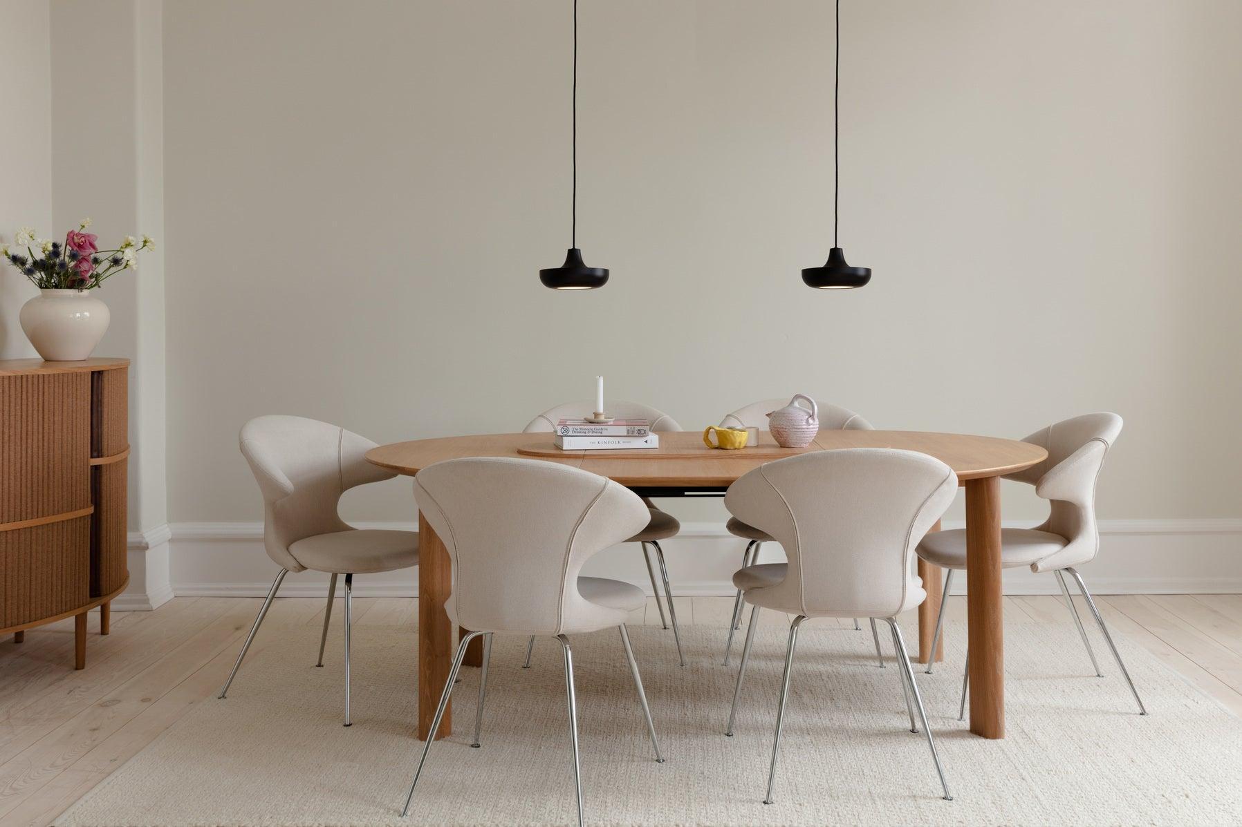 Lampa wisząca CASSINI czarny UMAGE Eye on Design