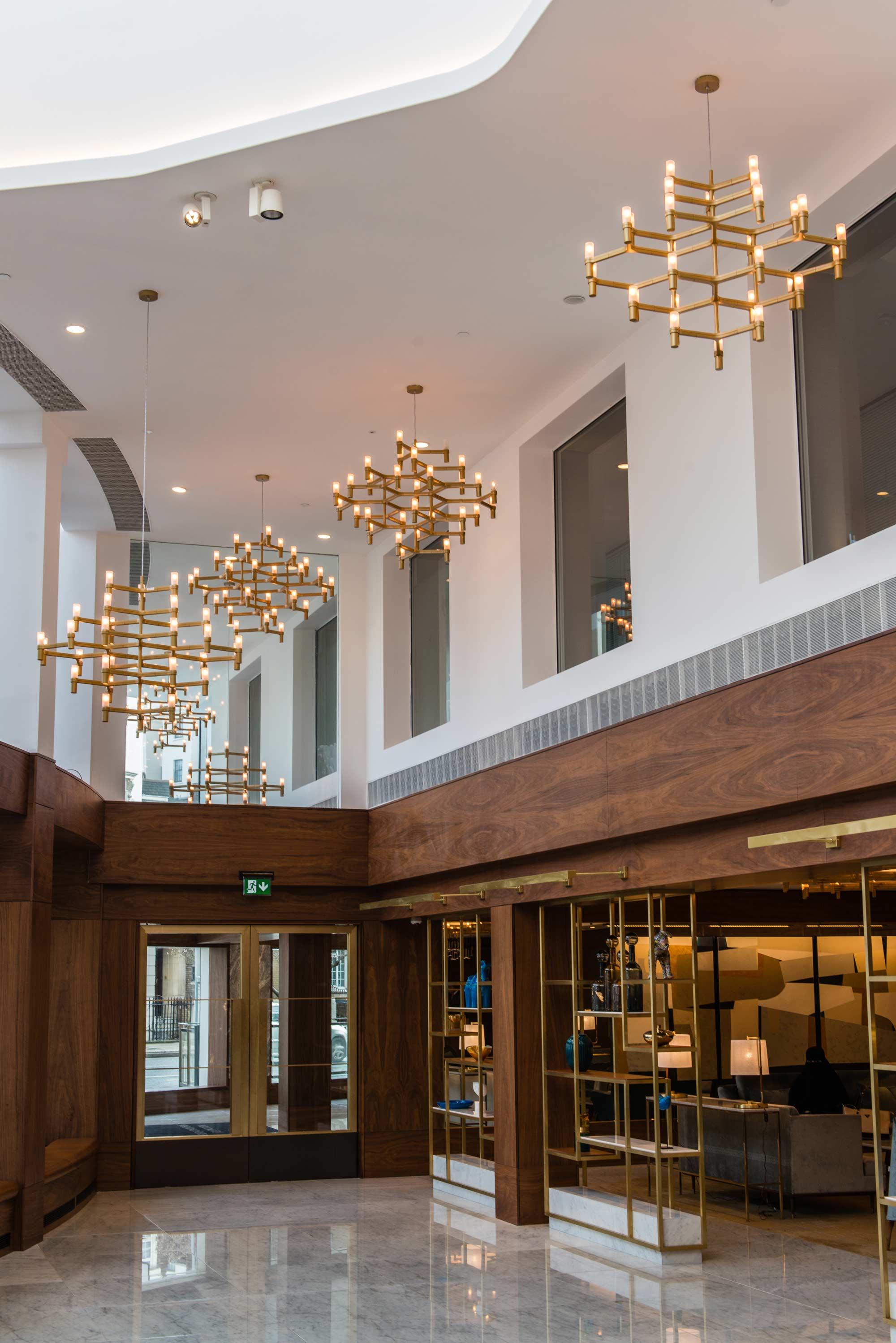 Lampa wisząca CROWN MAJOR złoty Nemo Eye on Design