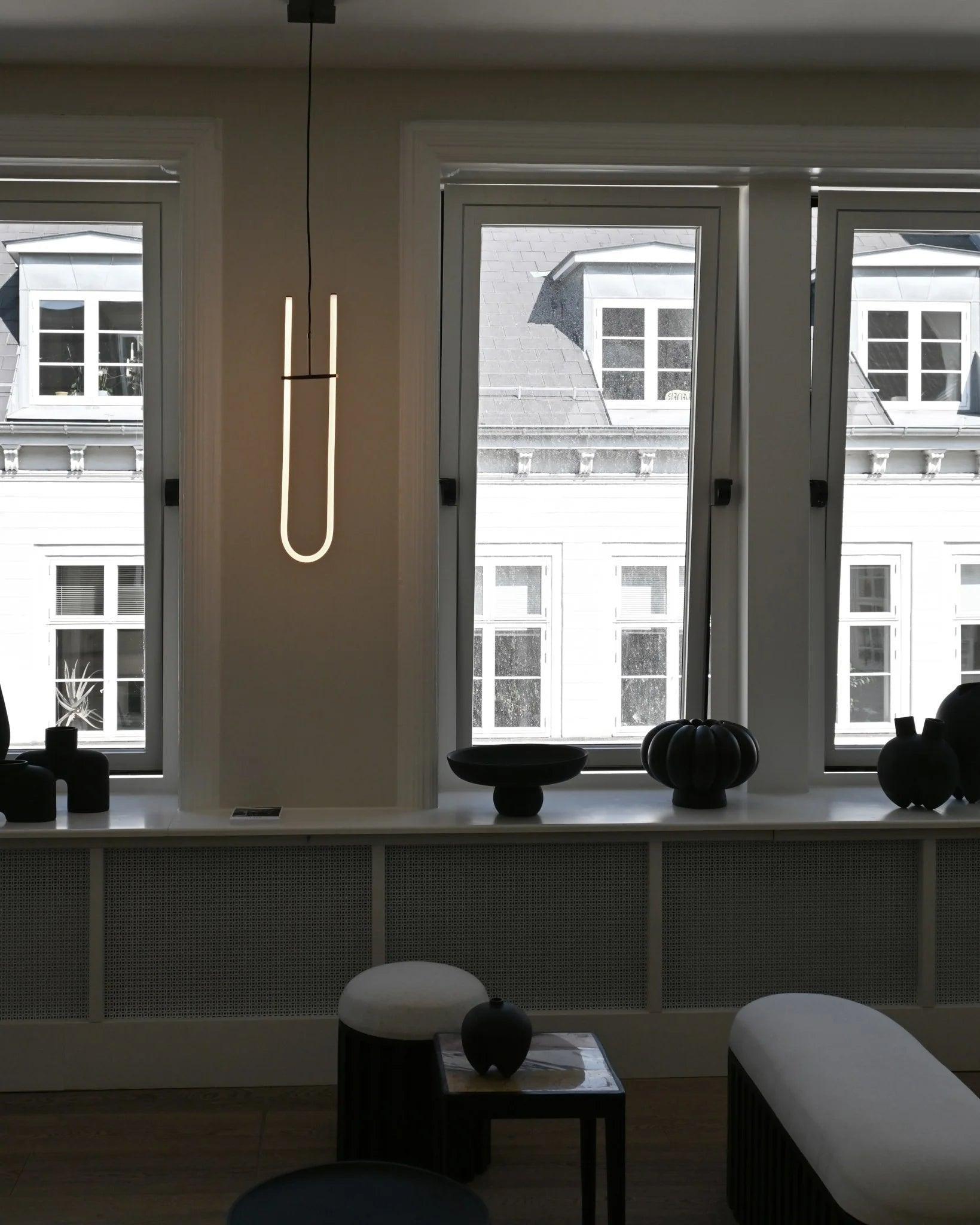 Lampa wisząca CURVE czarny 101 Copenhagen Eye on Design