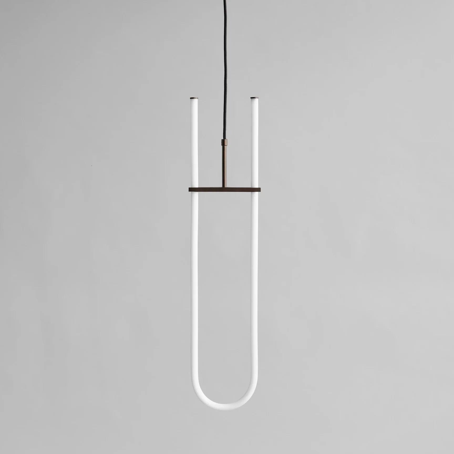 Lampa wisząca CURVE czarny 101 Copenhagen Eye on Design