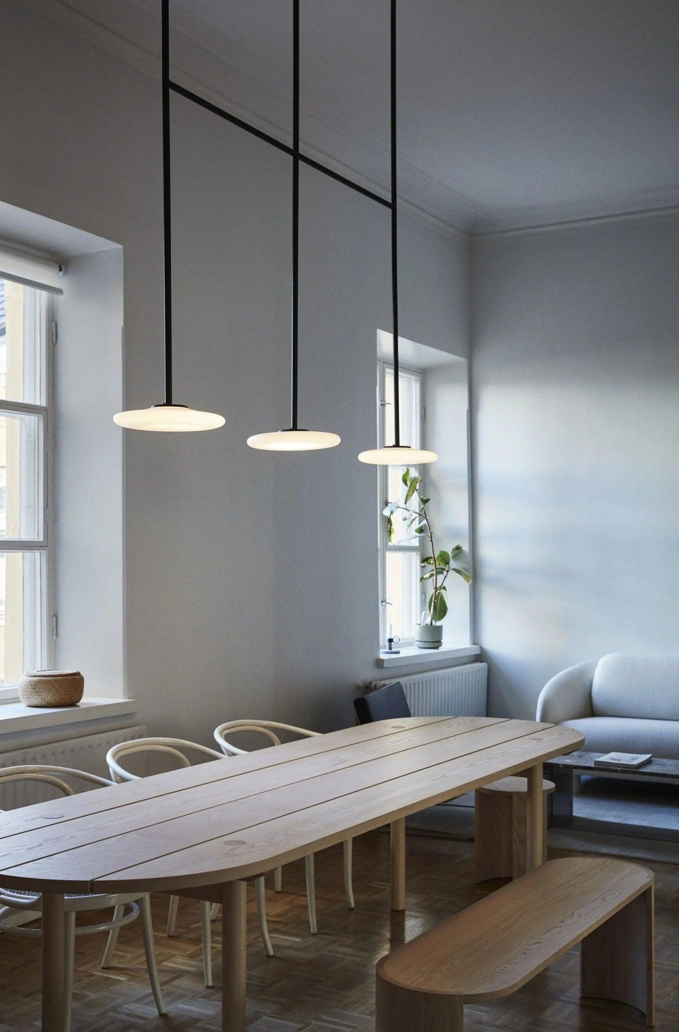 Lampa wisząca IHANA czarmy Marset Eye on Design