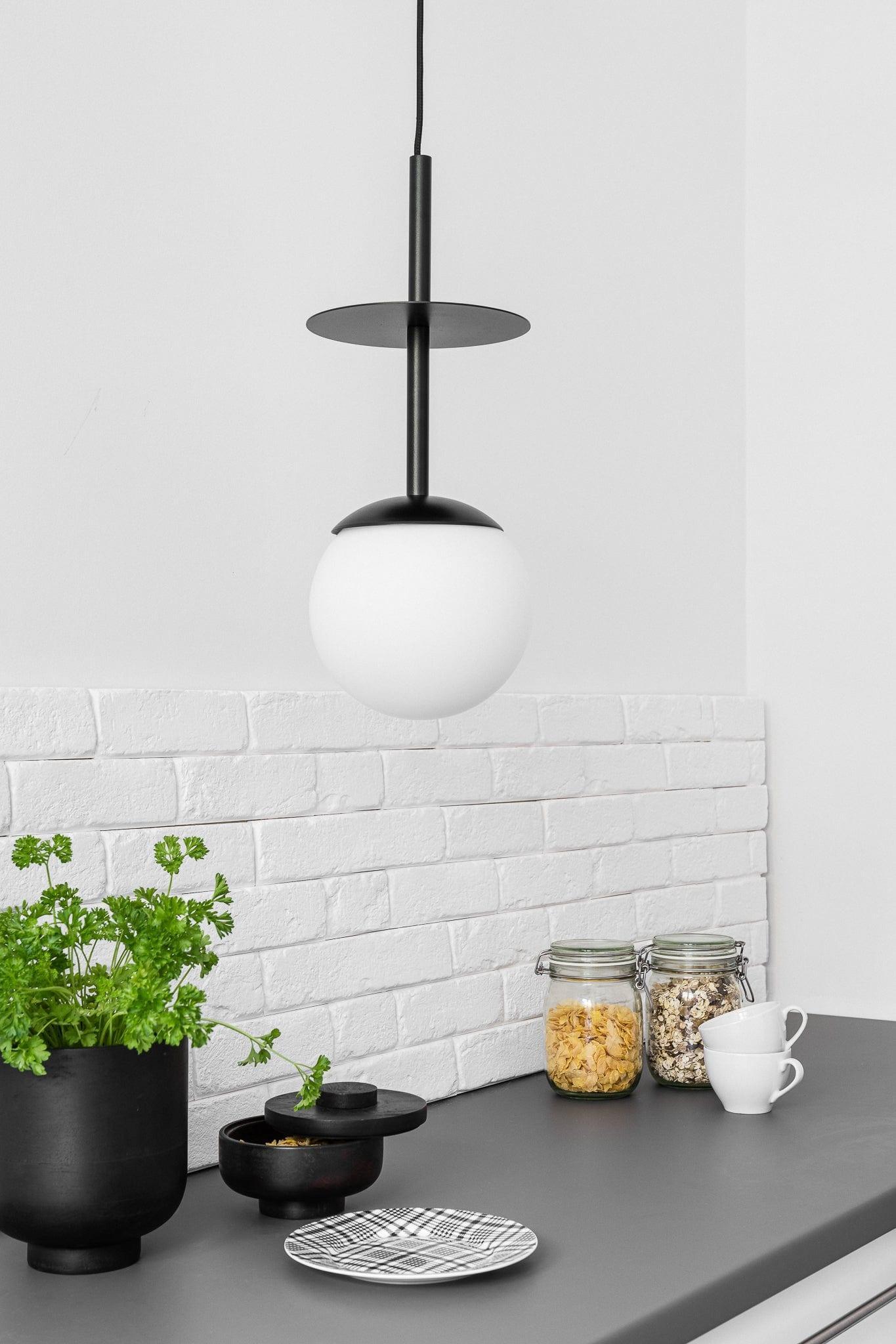 Lampa wisząca PLAAT czarny Ummo Eye on Design