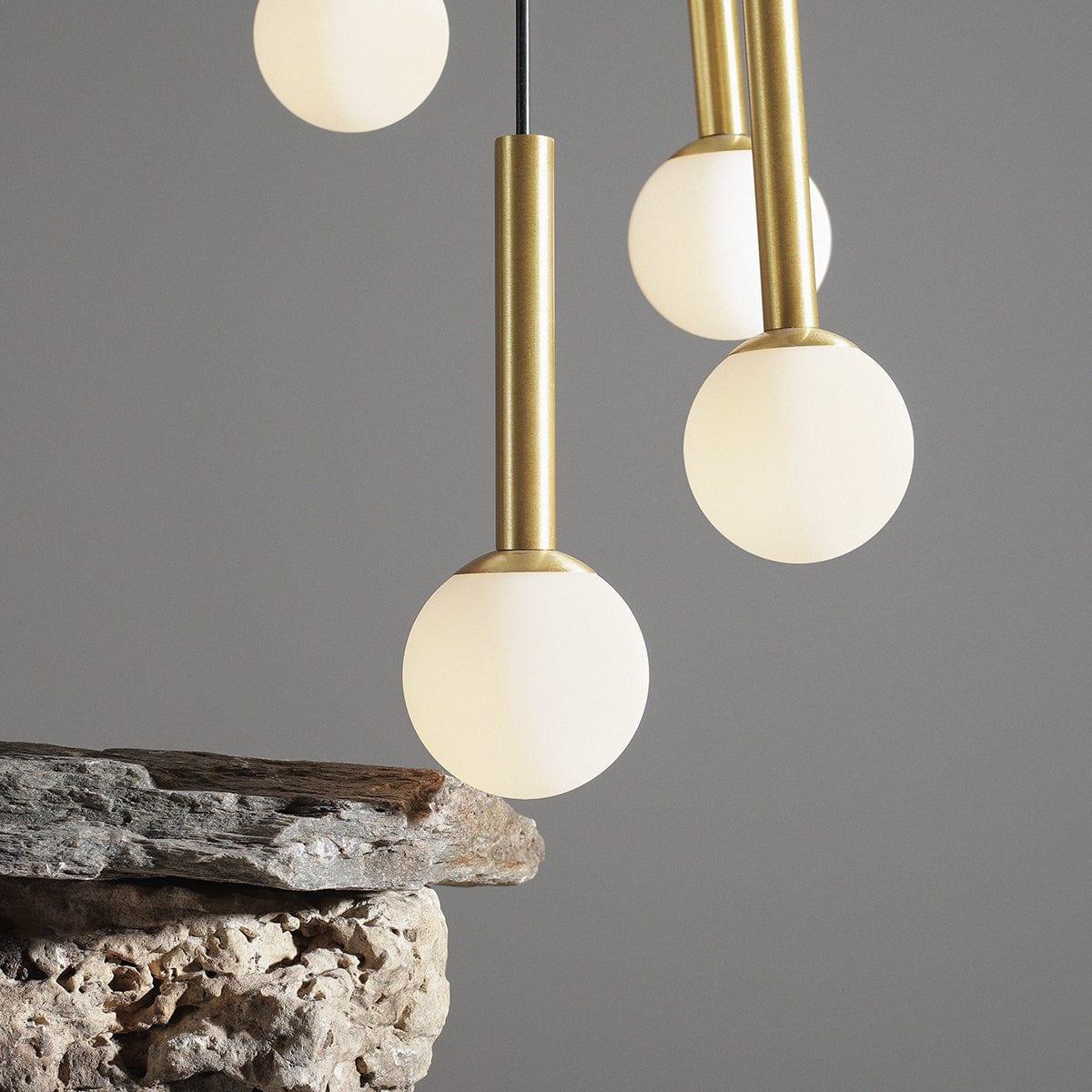 Lampa wisząca RIU GRAND czarny z mosiężnym wykończeniem Artera Eye on Design