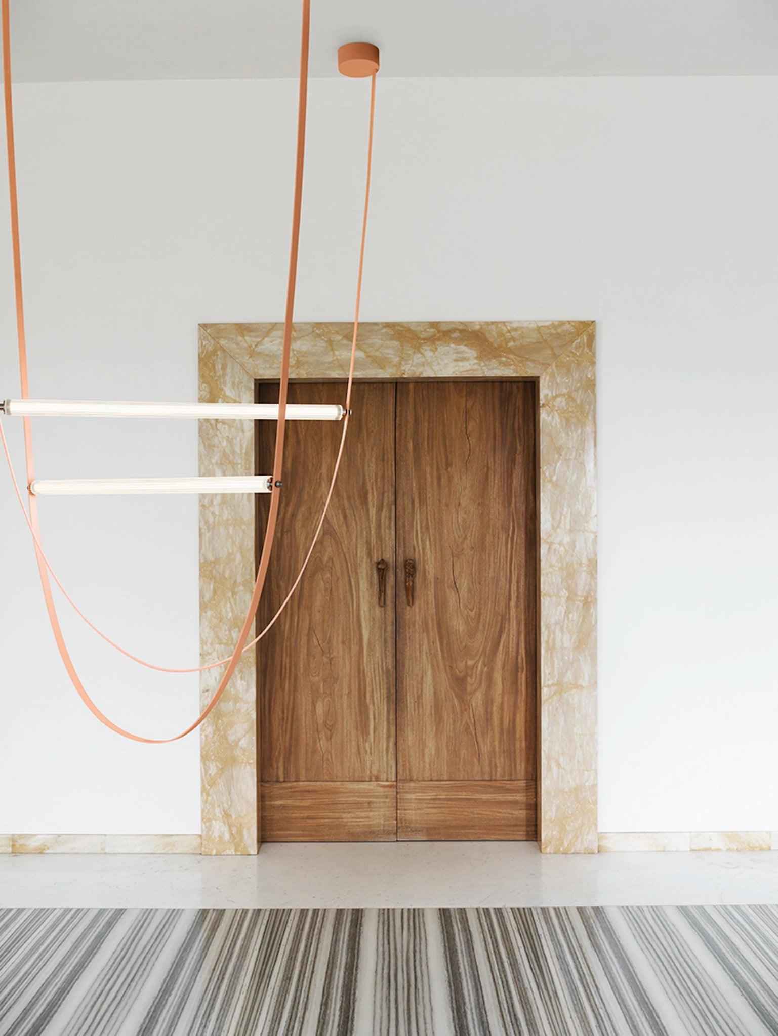 Lampa wisząca WIRELINE różowy Flos Eye on Design