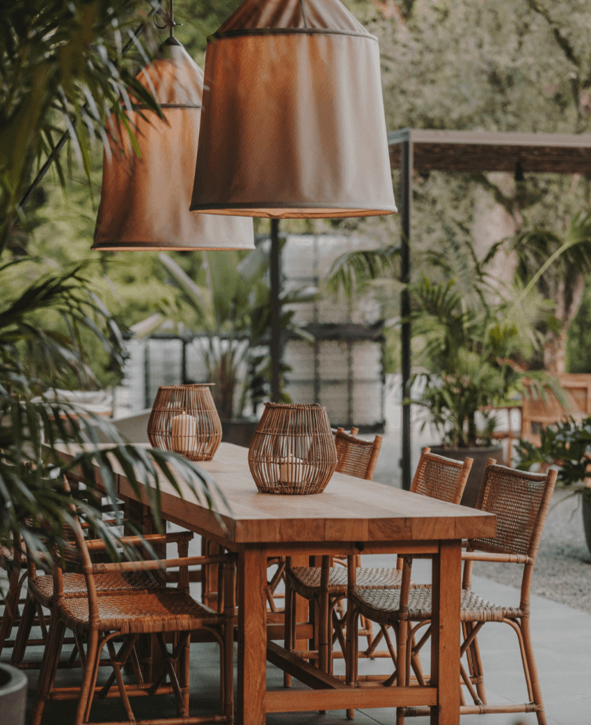 Lampa wisząca zewnętrzna JAIMA beżowy Marset Eye on Design