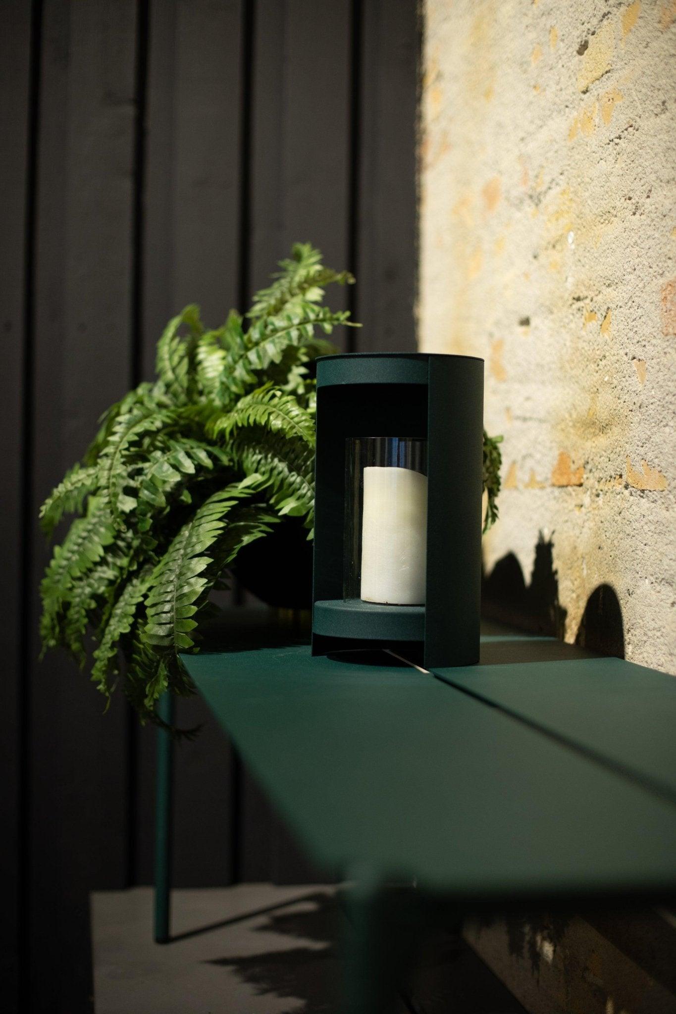 Lampion ORA zielony AYTM Eye on Design