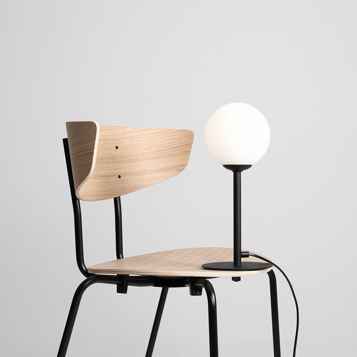 Lampka biurkowa PINNE czarny Artera Eye on Design