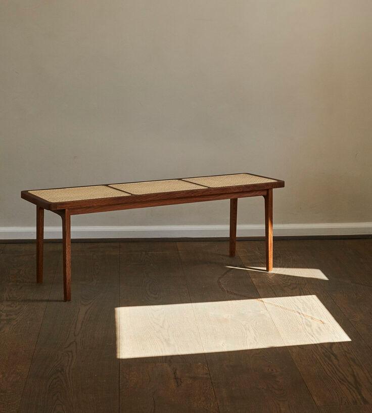 Ławka LE ROI ciemny dębowy z rattanem NORR11 Eye on Design