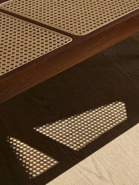 Ławka LE ROI ciemny dębowy z rattanem NORR11 Eye on Design