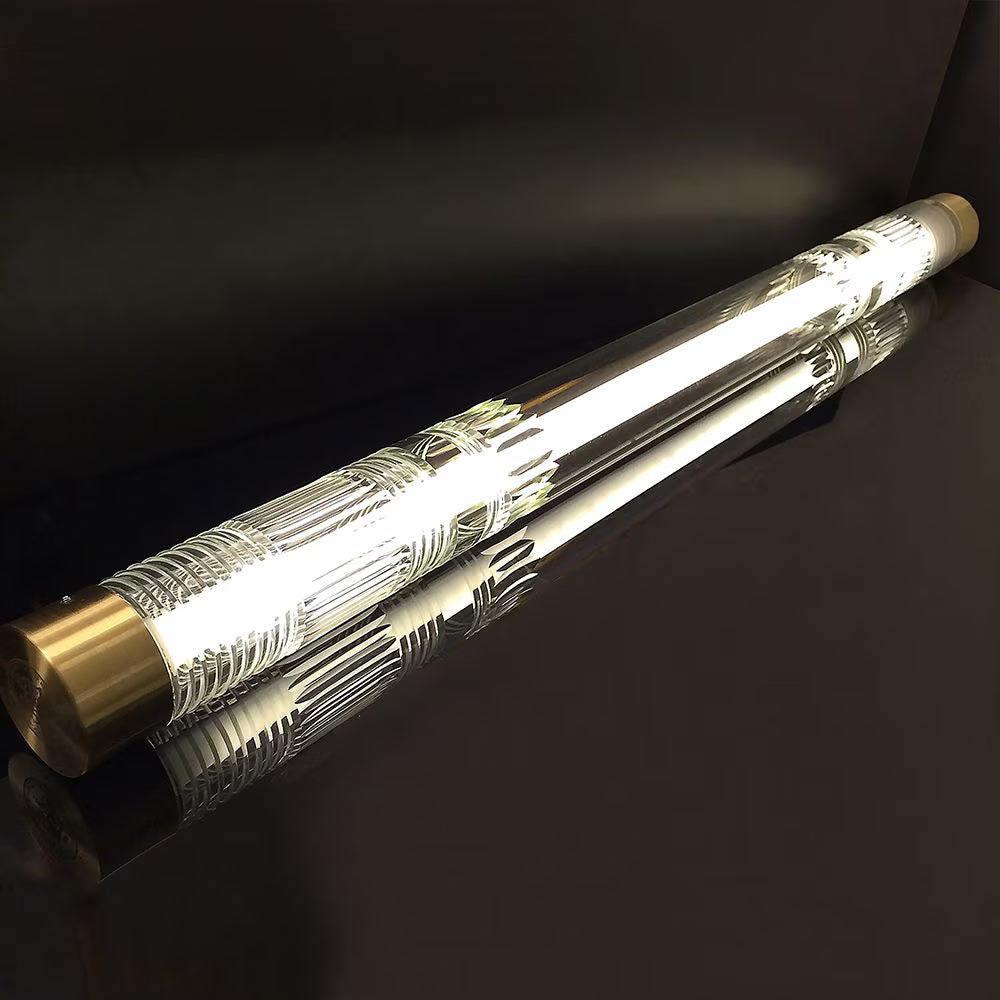 Wandlamp CRYSTAL TUBE van kristalglas met een messing afwerking