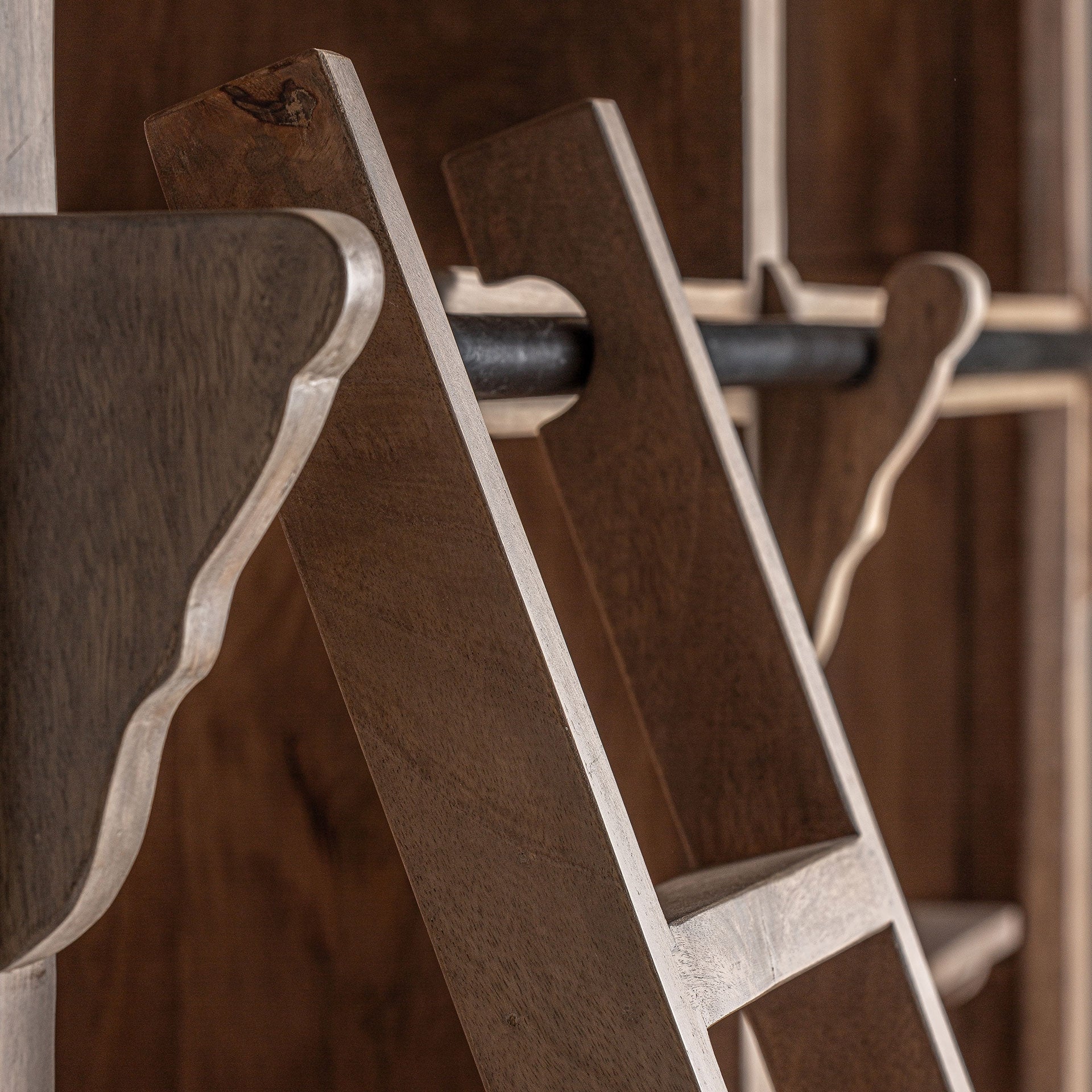 MANDERN Bookshelf Mango Wood