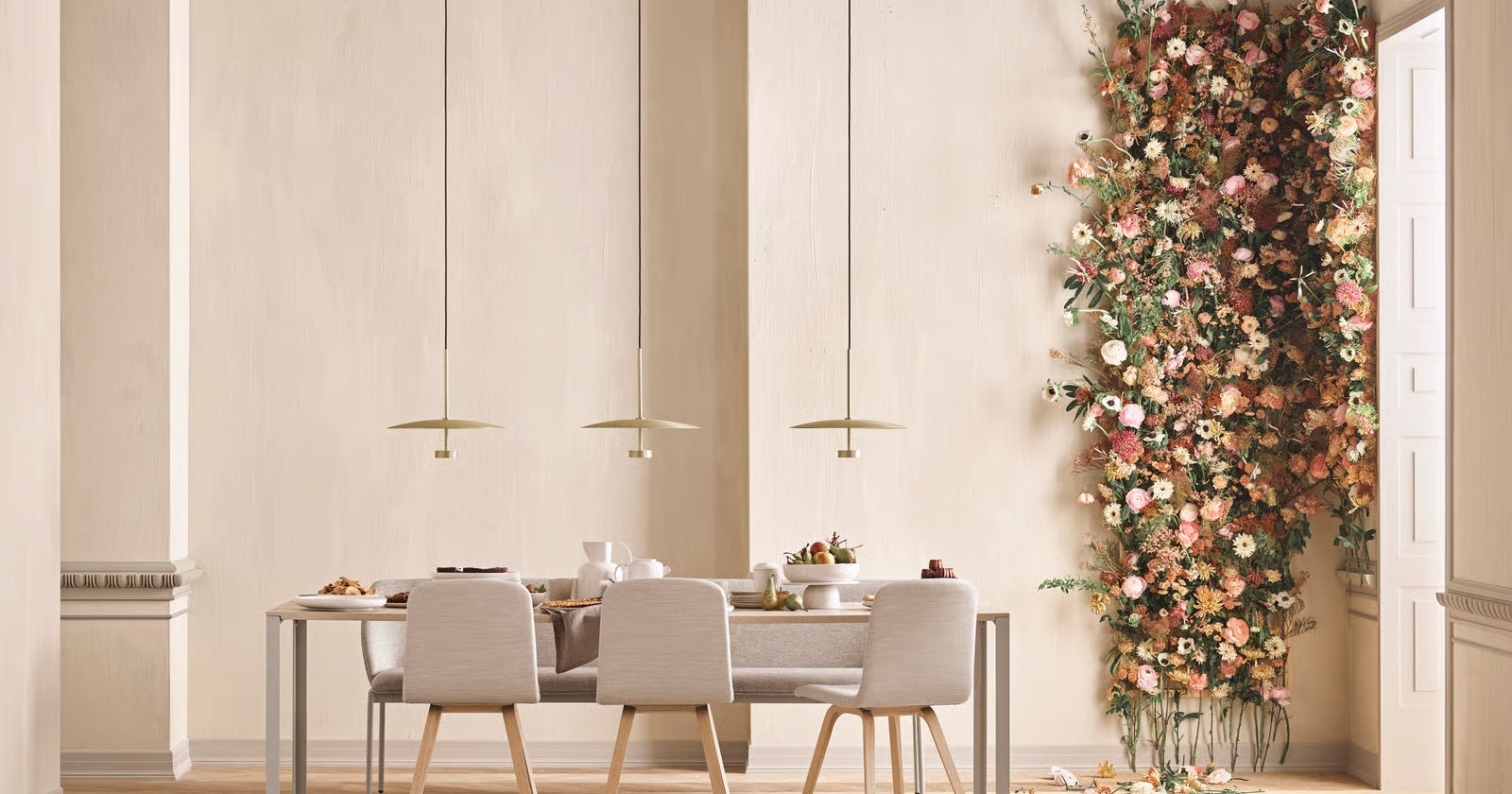 Tafel LINK zwart eikenhout met zwarte basis