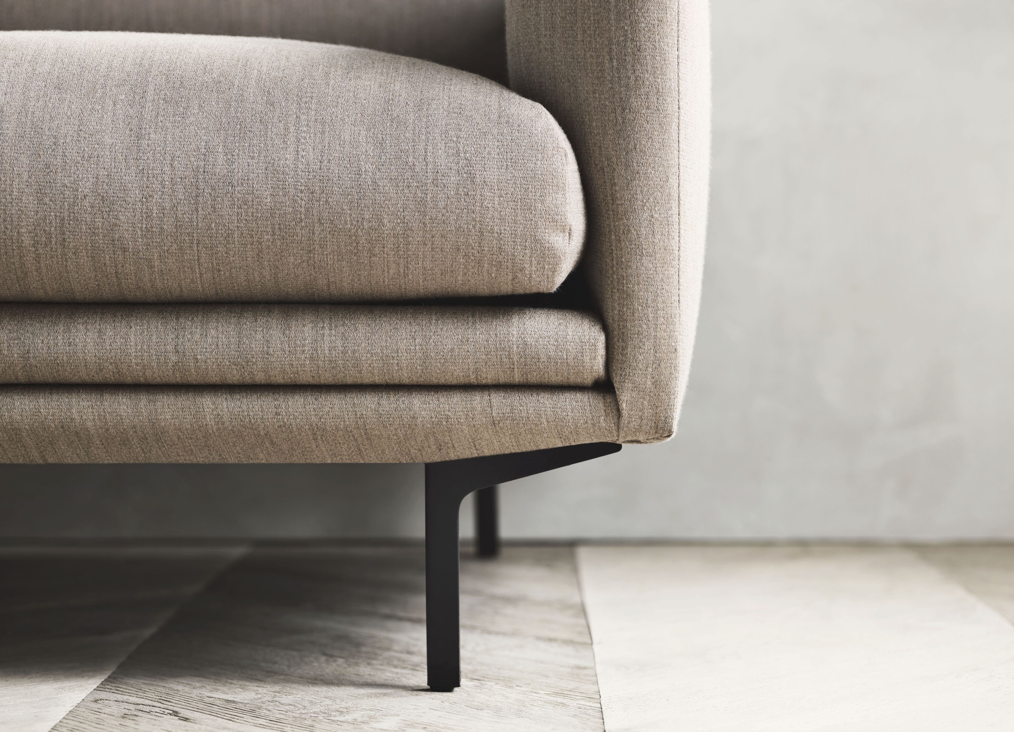 2-Personen-Sofa-Lomi-Metallbasis