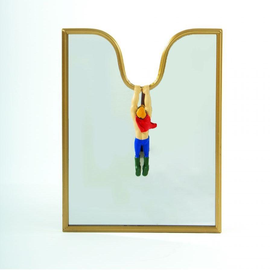 Lustro CIRCUS w złotej ramie Seletti Eye on Design