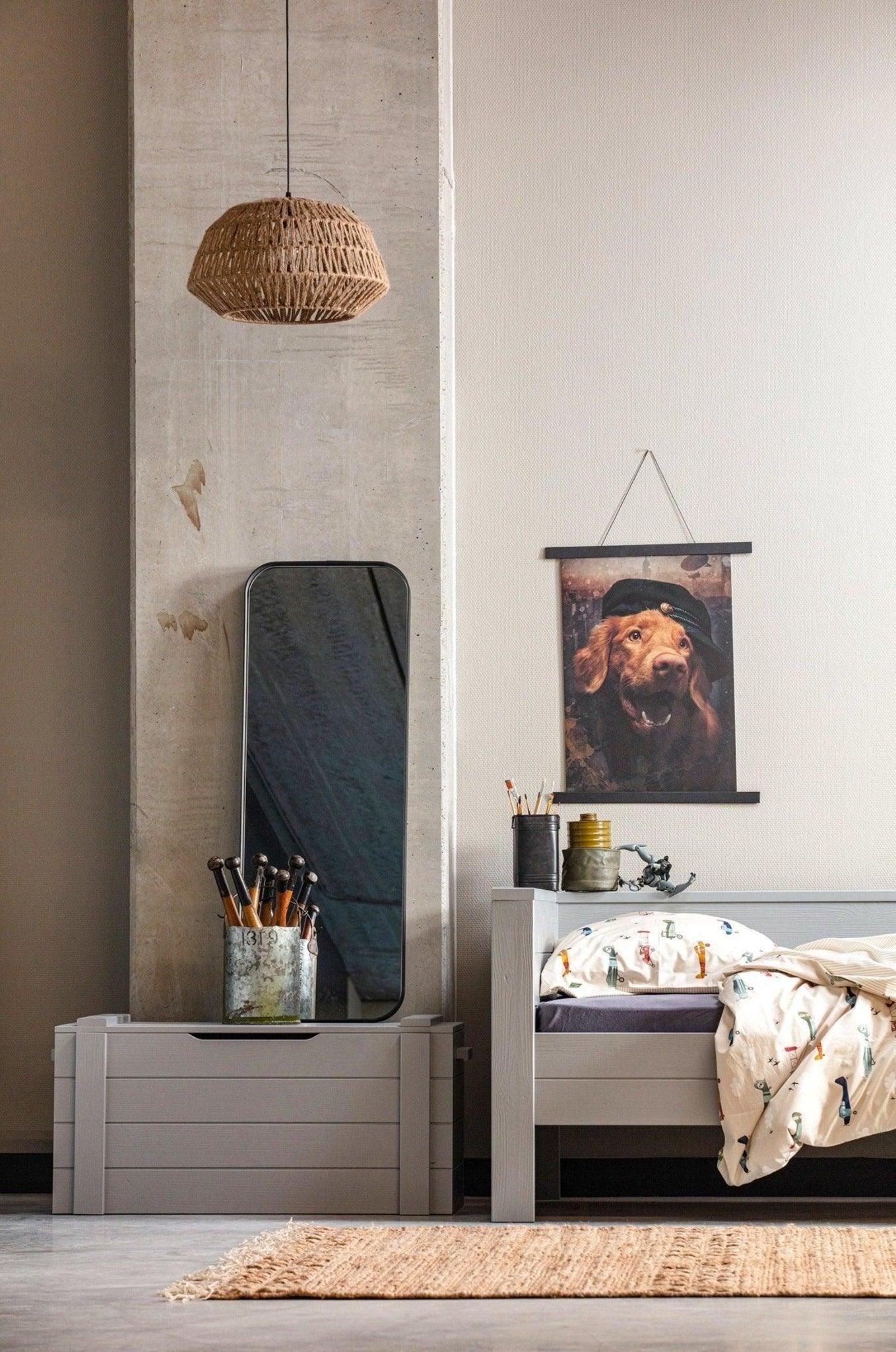 Lustro DOUTZEN czarna rama Woood Eye on Design