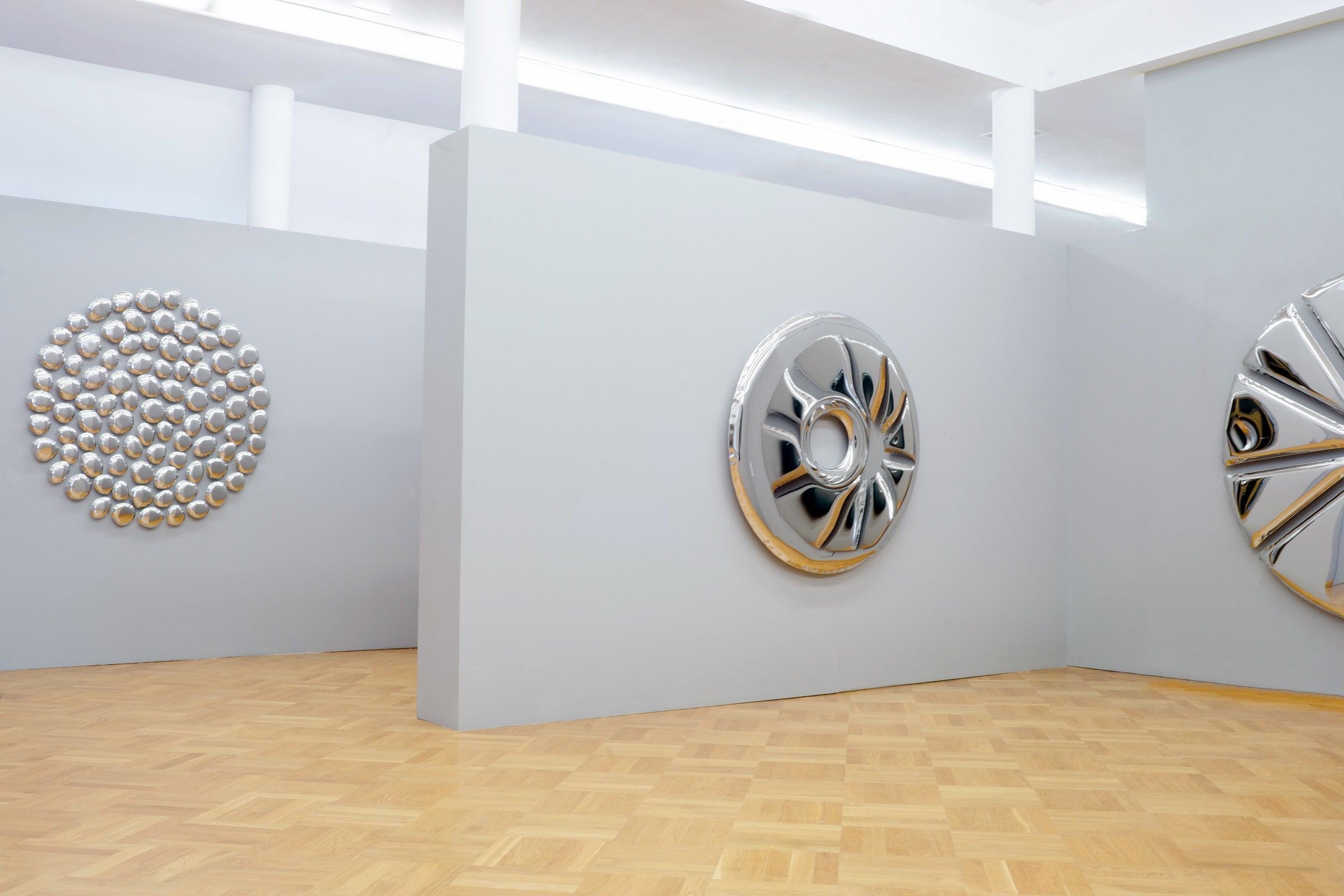 Lustro RONDO inox Zieta Studio Eye on Design