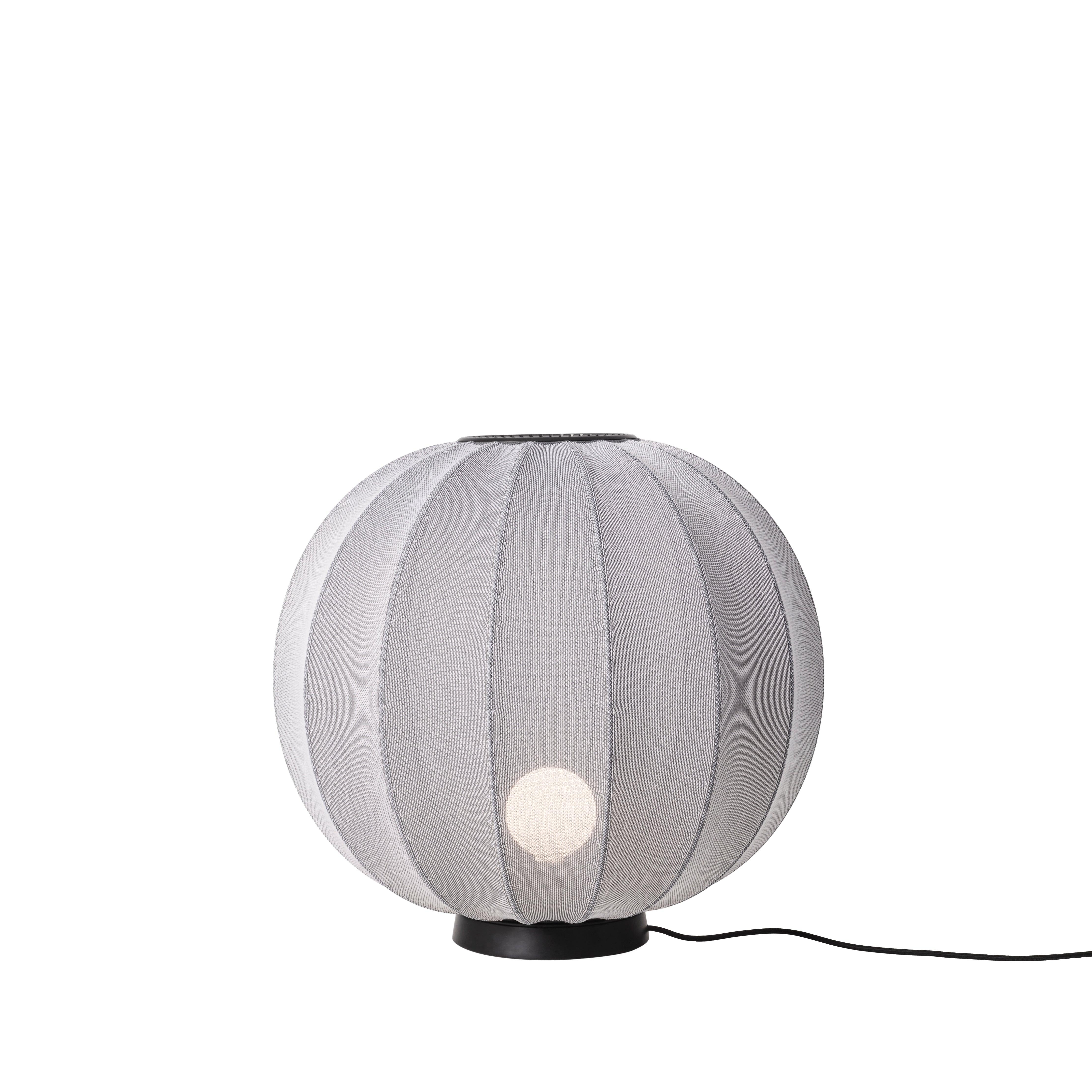 Lage vloerlamp KNIT-WIT LEVEL grijs