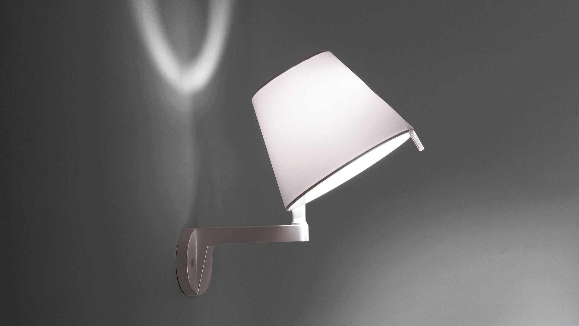 Wandlamp MELAMPO grijze basis