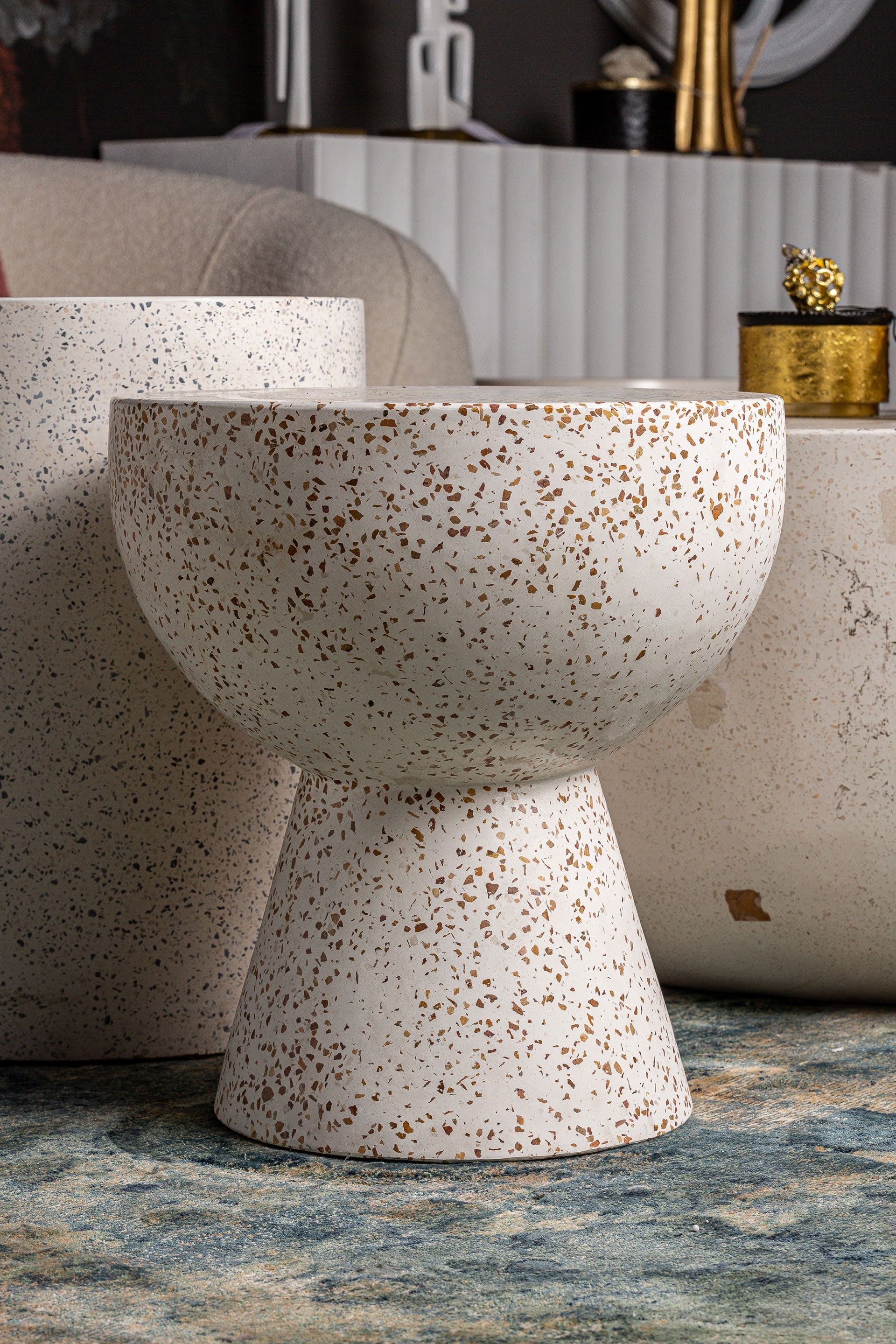Bijzettafel ALBENGA terrazzo