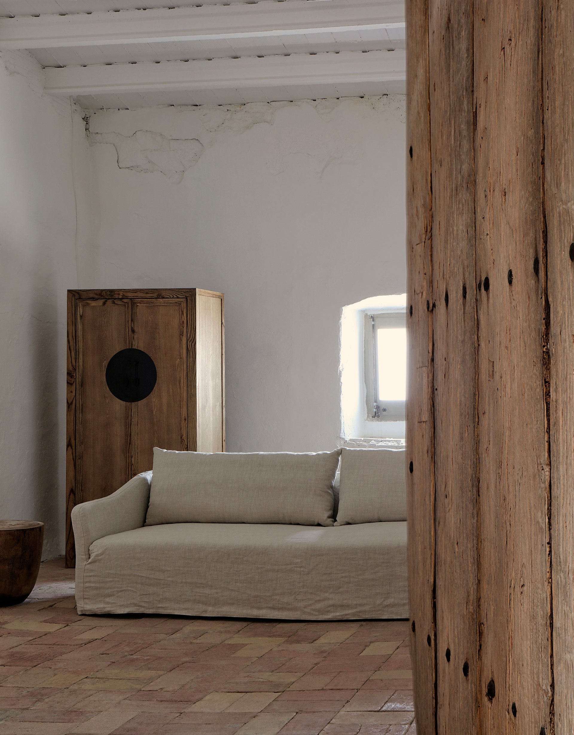 CHITSA Side Table Tropical Wood