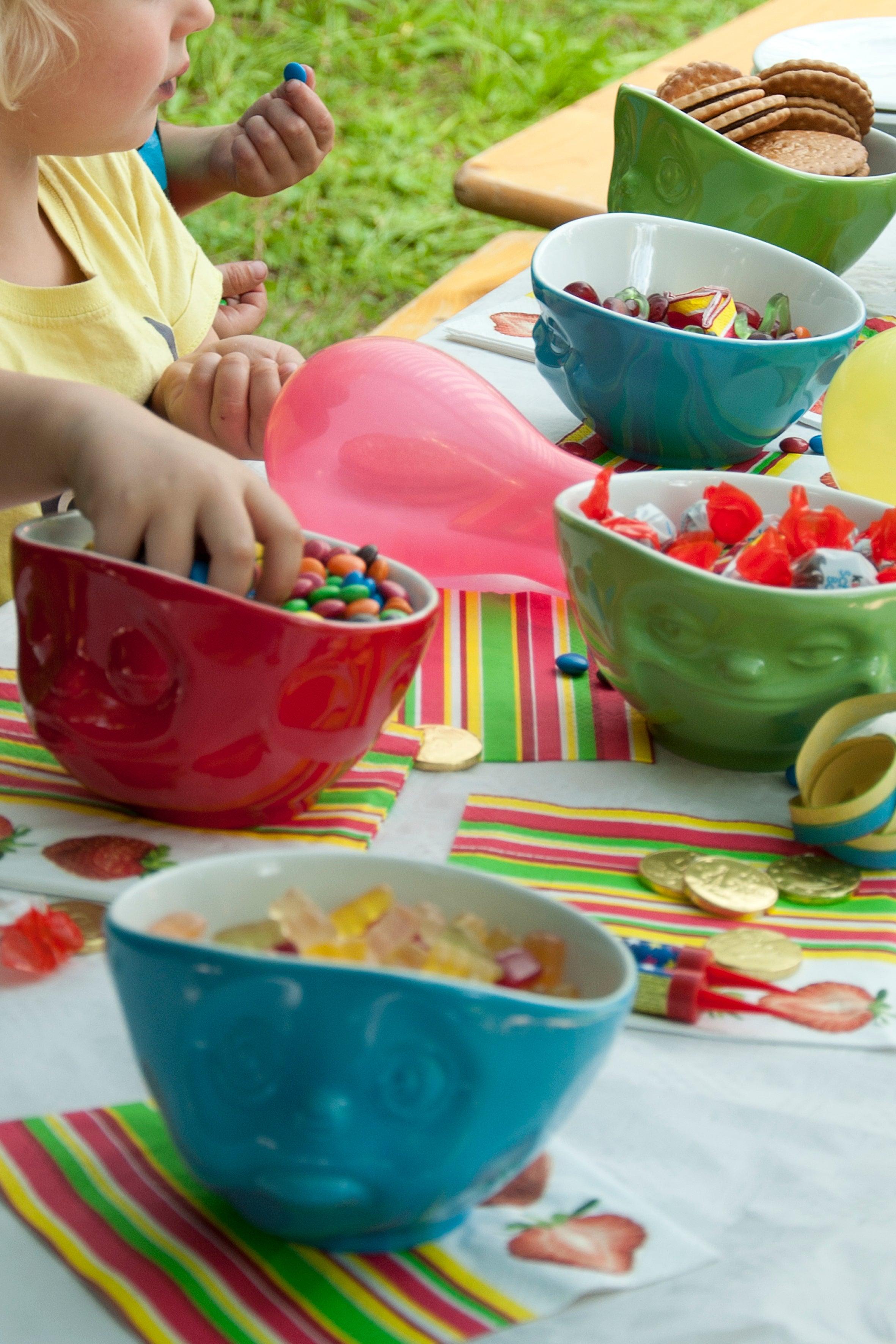 Miska KISSING czerwony z białym wnętrzem 58products Eye on Design