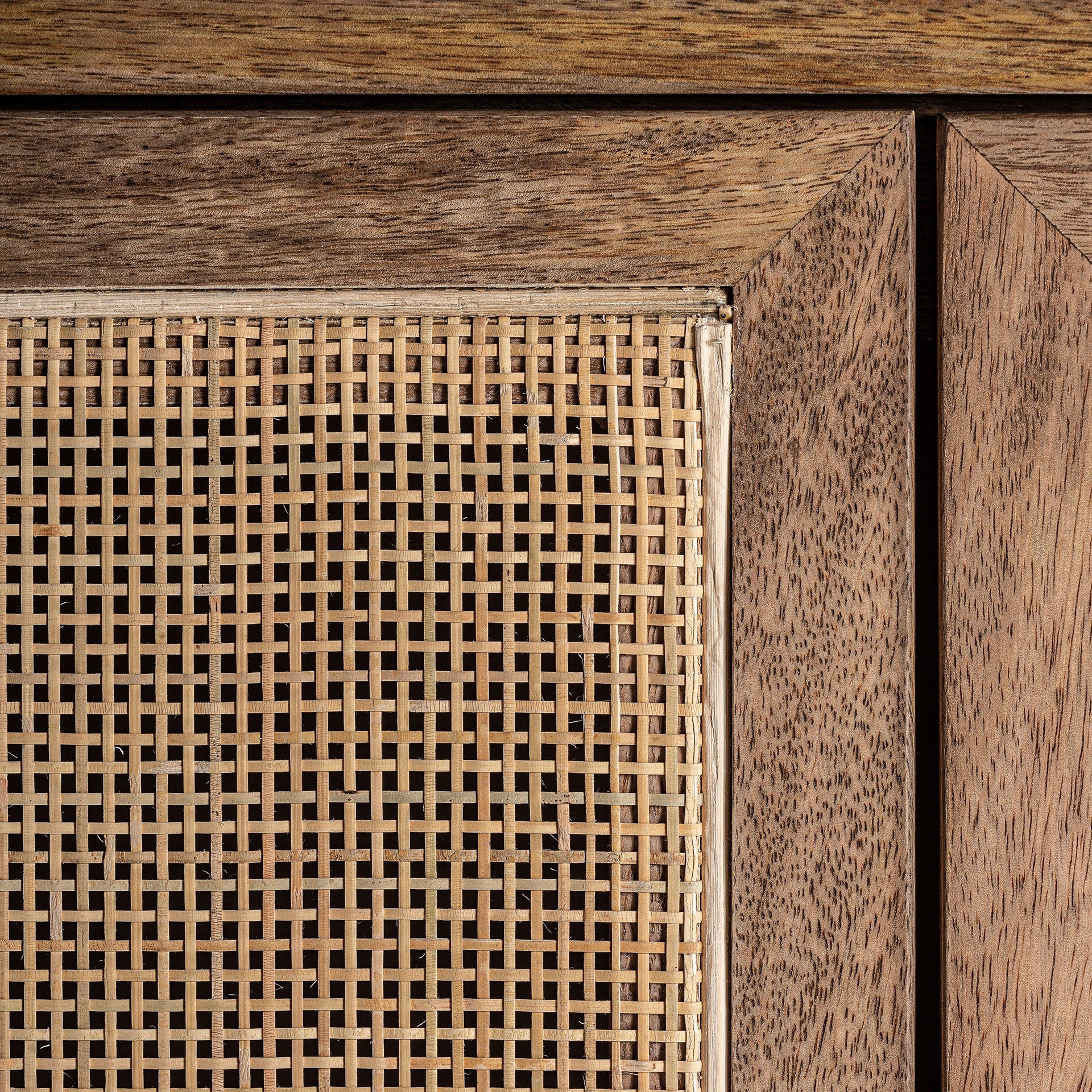 RTV-Sideboard BECKLEY Mango-Holz